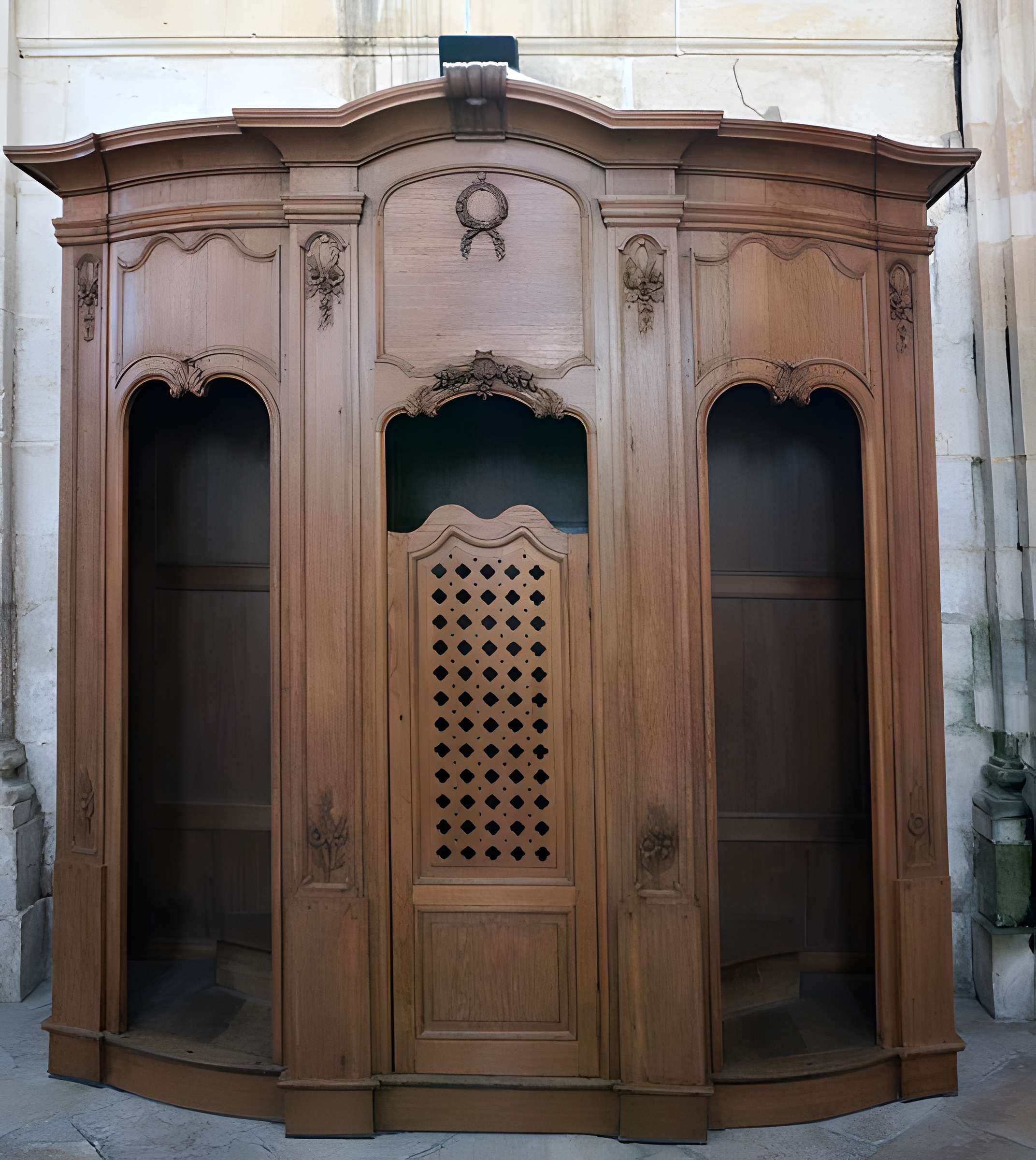 Église Saint-Pierre-du-Prieuré de Novy-Chevrières