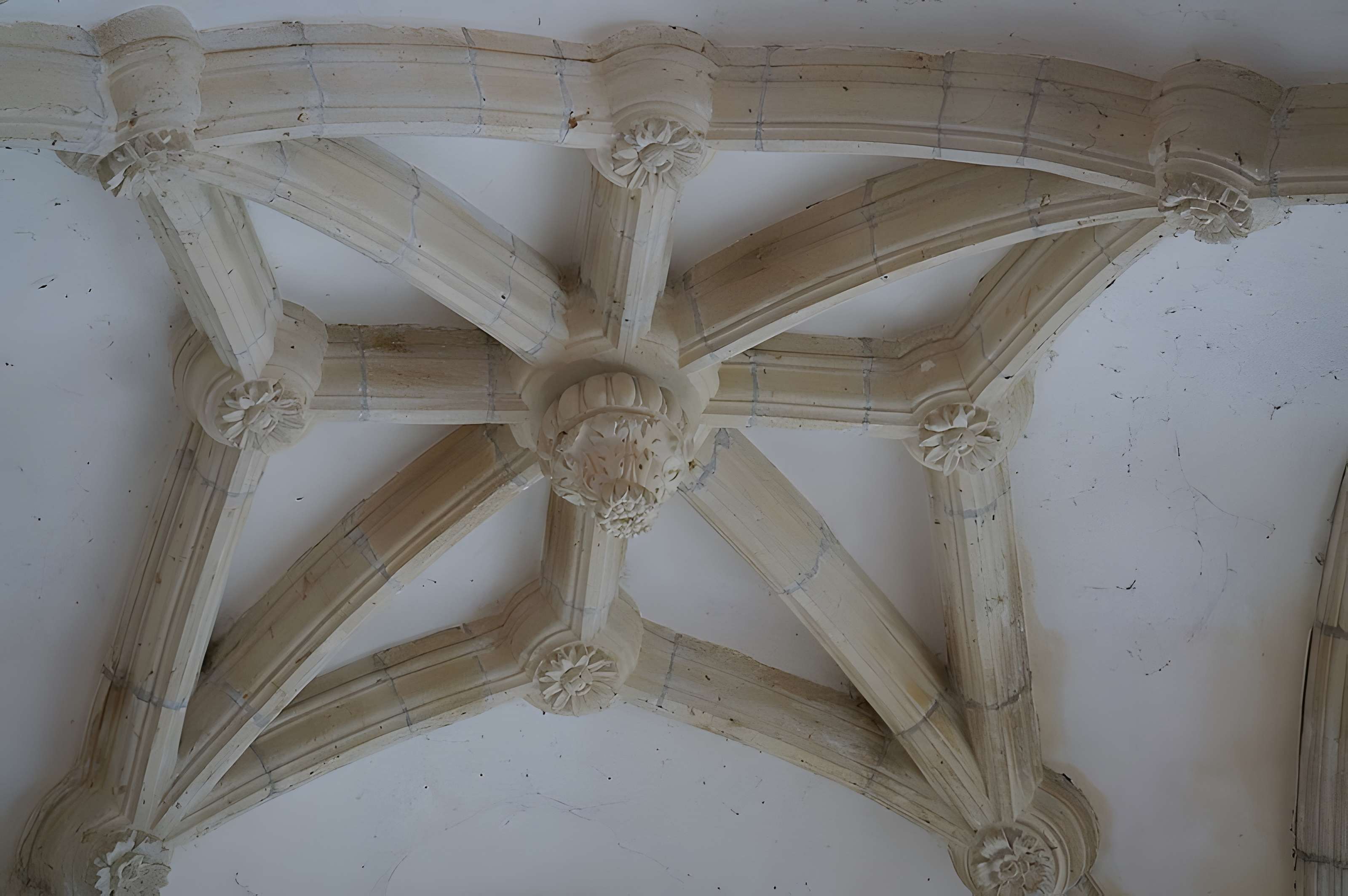 Église Saint-Pierre-du-Prieuré de Novy-Chevrières