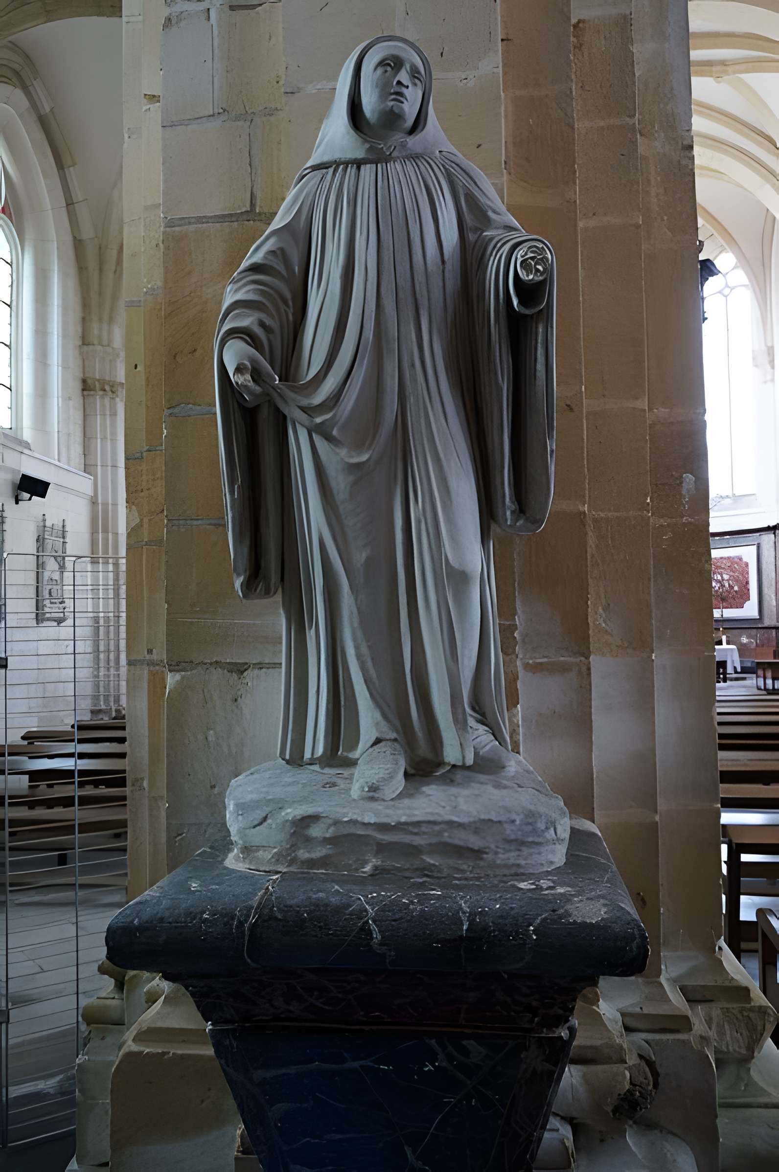 Église Saint-Pierre-du-Prieuré de Novy-Chevrières