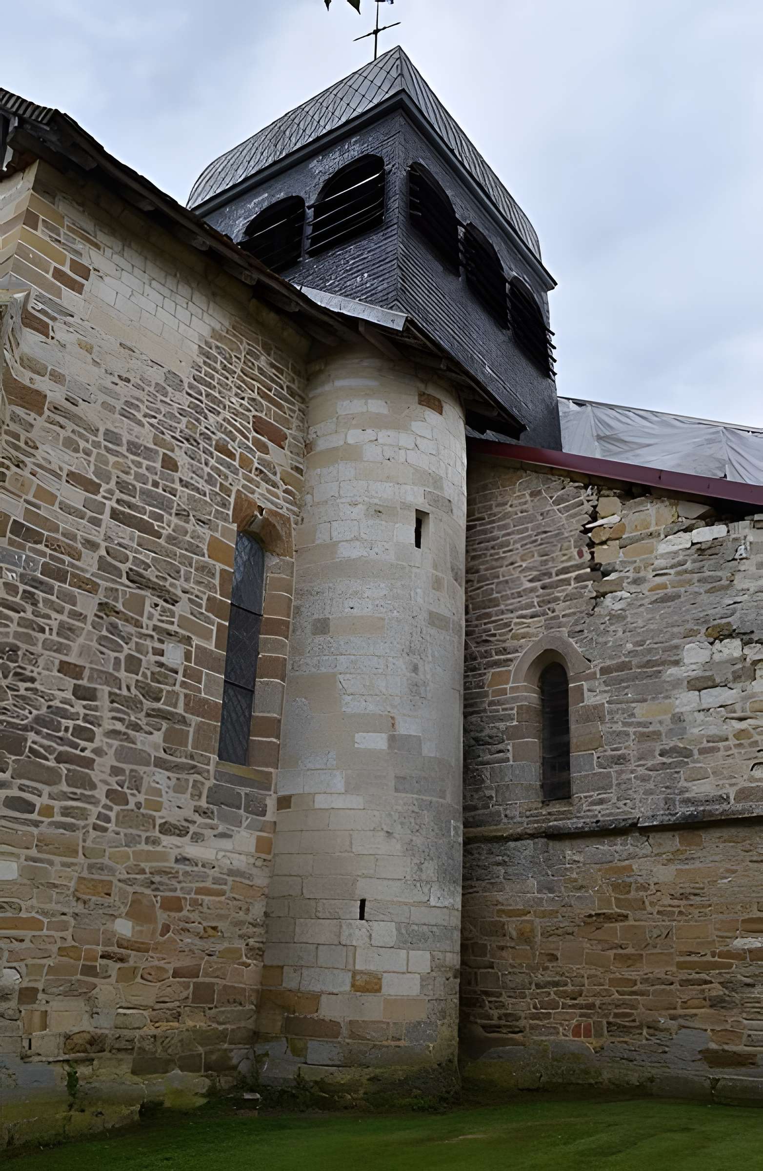 Église Saint-Pierre-ès-Liens de Joncreuil