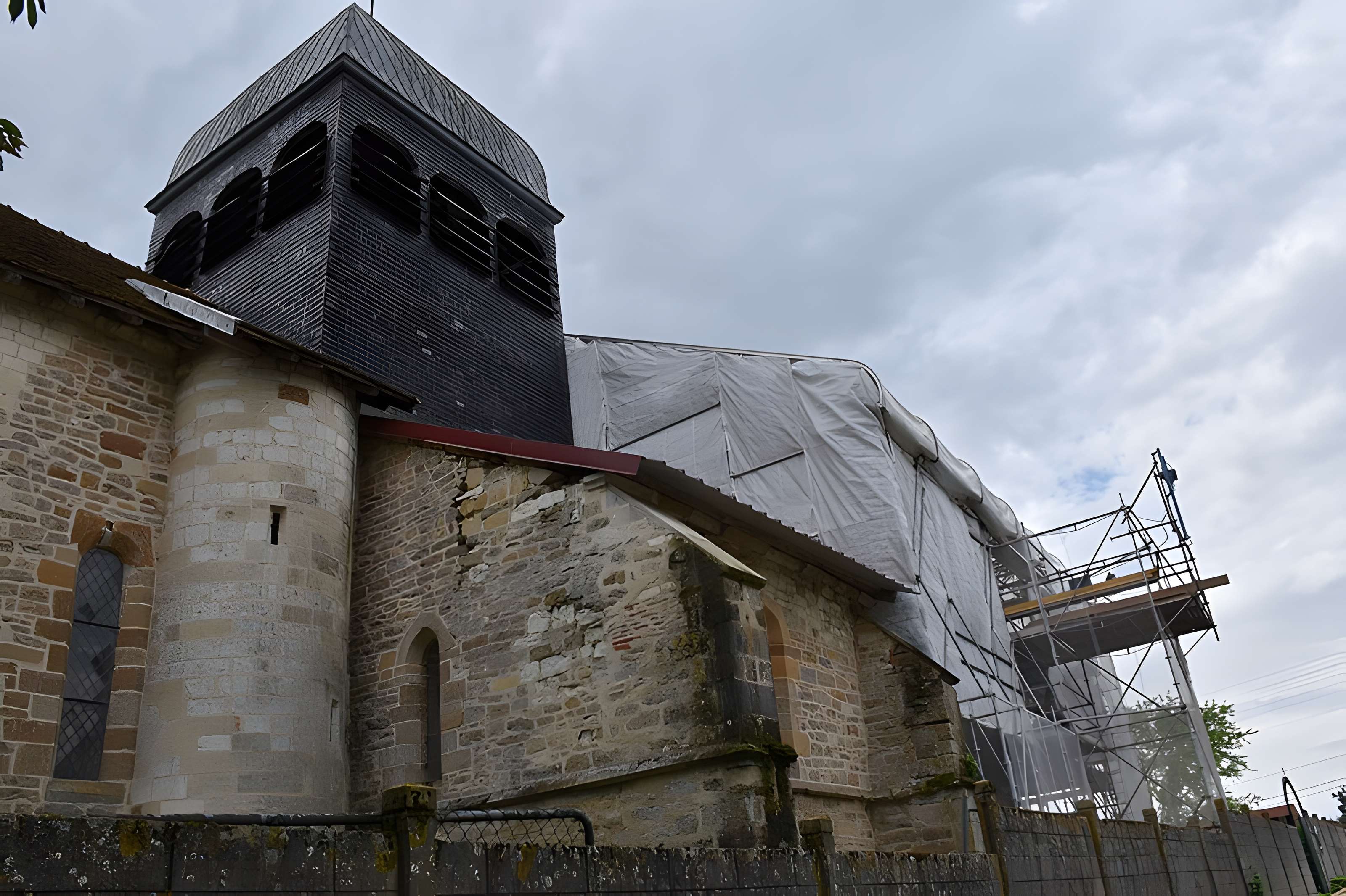 Église Saint-Pierre-ès-Liens de Joncreuil