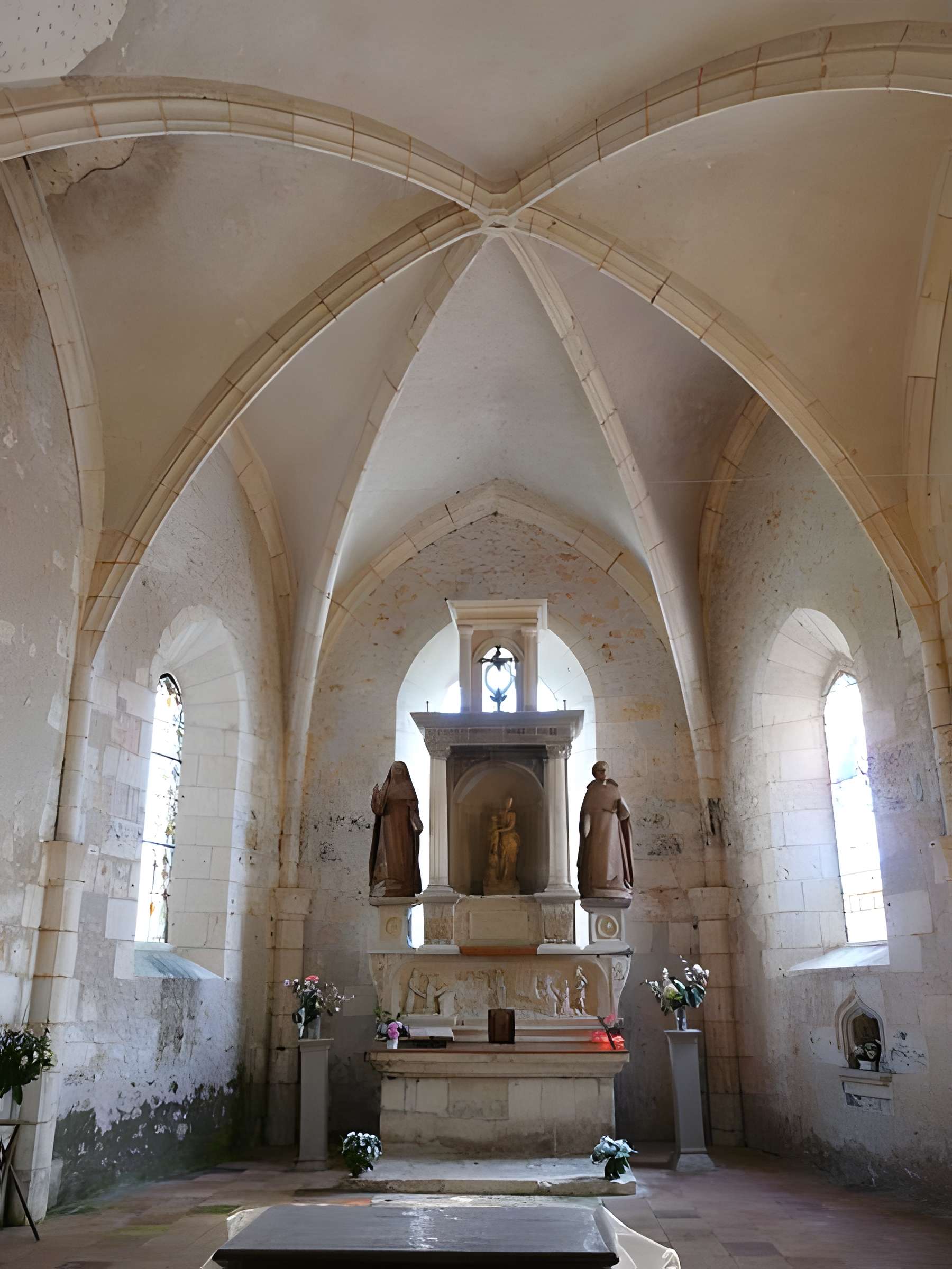 Église Saint-Pierre-ès-Liens de La Douze