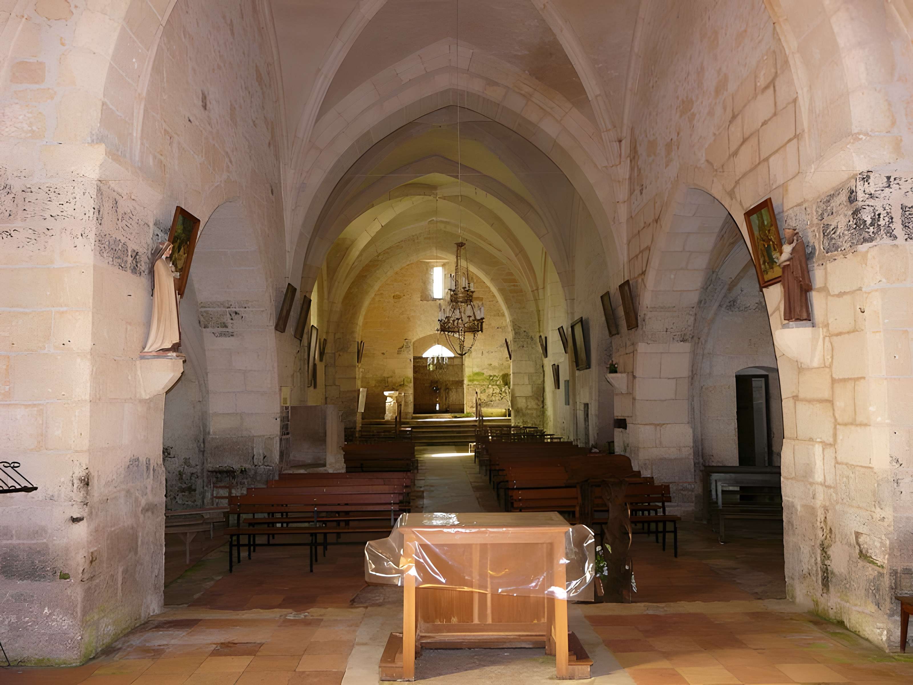 Église Saint-Pierre-ès-Liens de La Douze