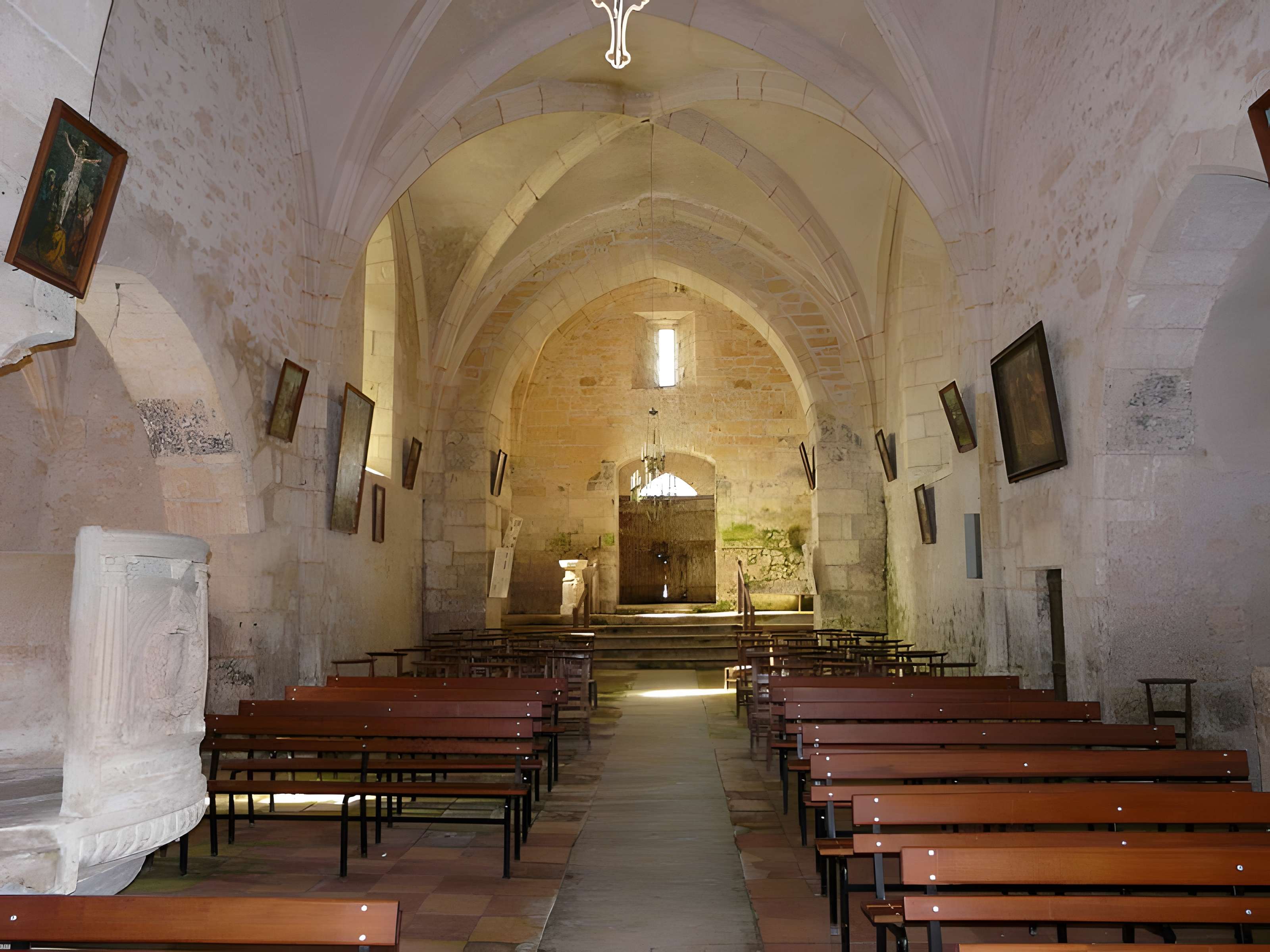 Église Saint-Pierre-ès-Liens de La Douze