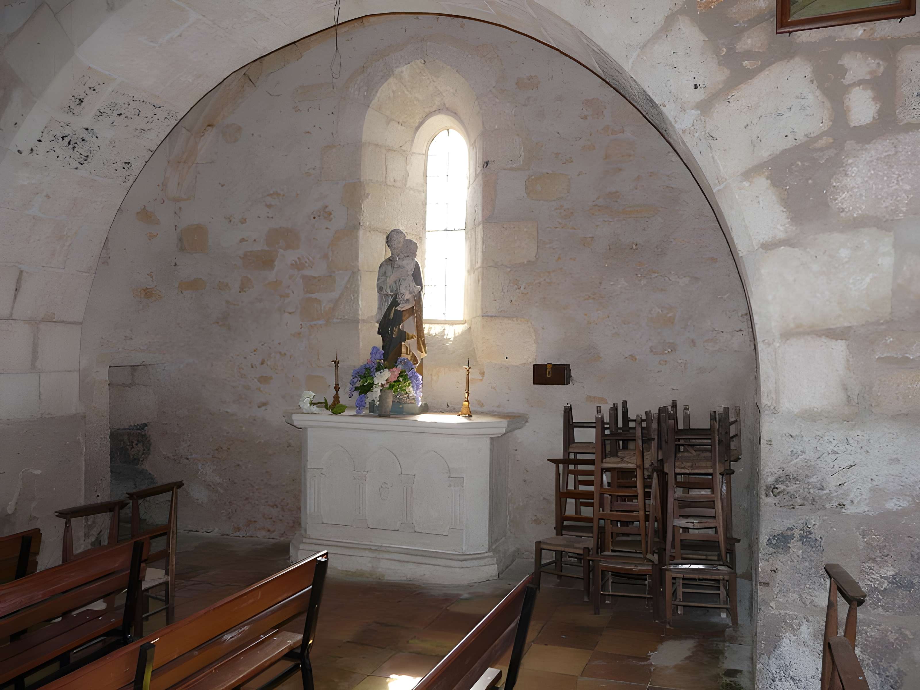 Église Saint-Pierre-ès-Liens de La Douze