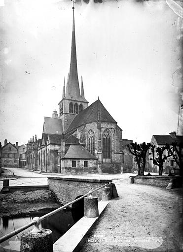 Église Saint-Pierre-ès-Liens de Riceys-Bas