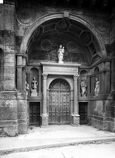 Église Saint-Pierre-ès-Liens de Riceys-Bas