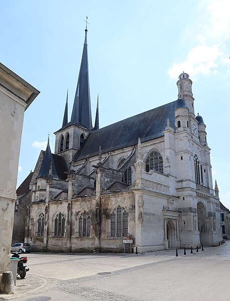 Église Saint-Pierre-ès-Liens de Riceys-Bas