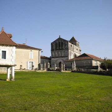 Église Saint-Pierre-ès-Liens de Vieux-Mareuil