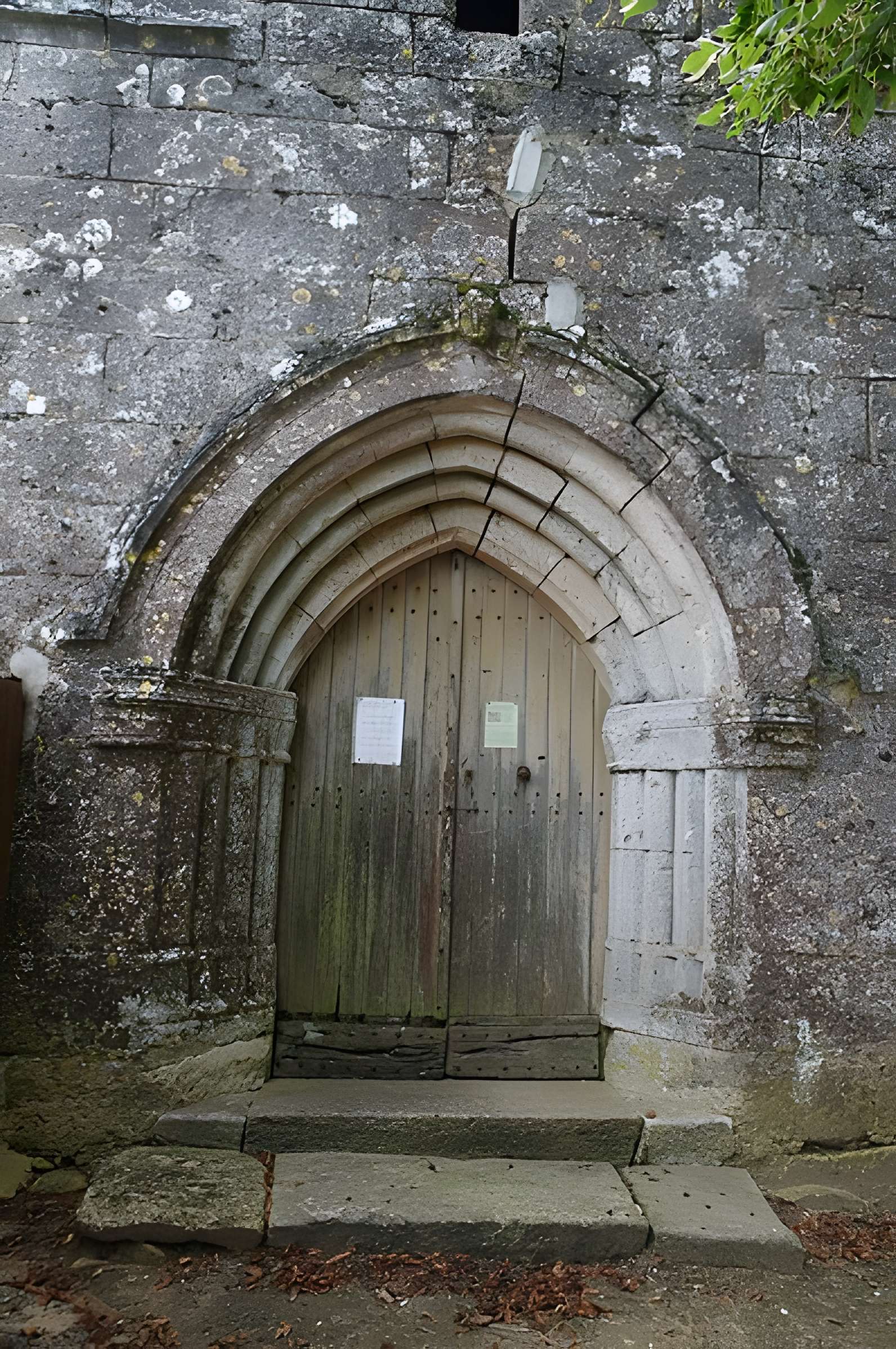 Église Saint-Pierre-ès-Liens de Vieux-Mareuil