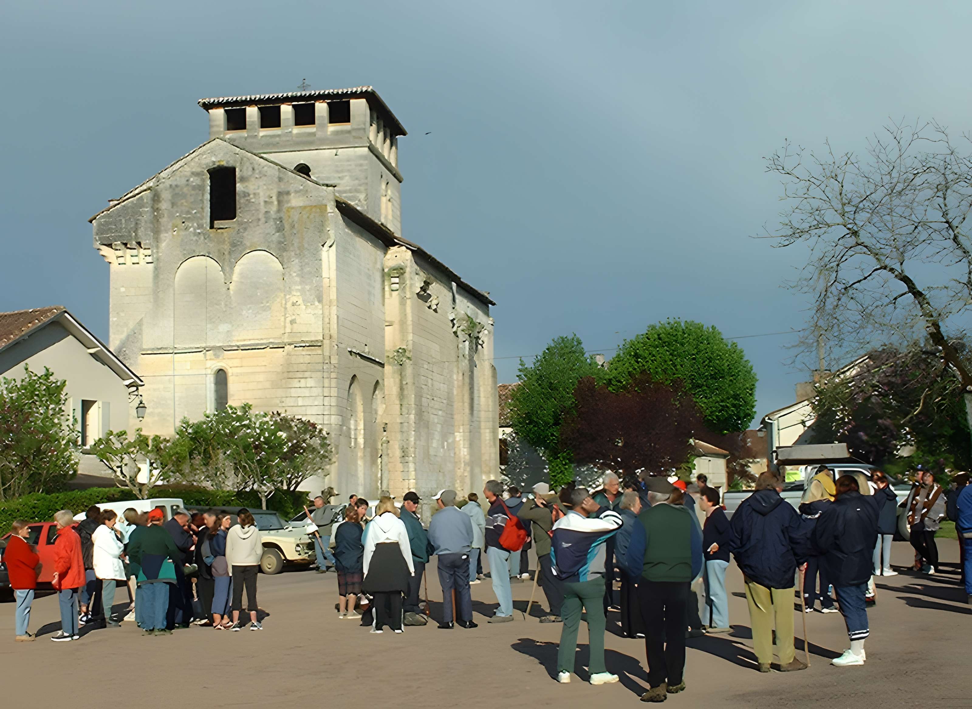 Église Saint-Pierre-ès-Liens de Vieux-Mareuil