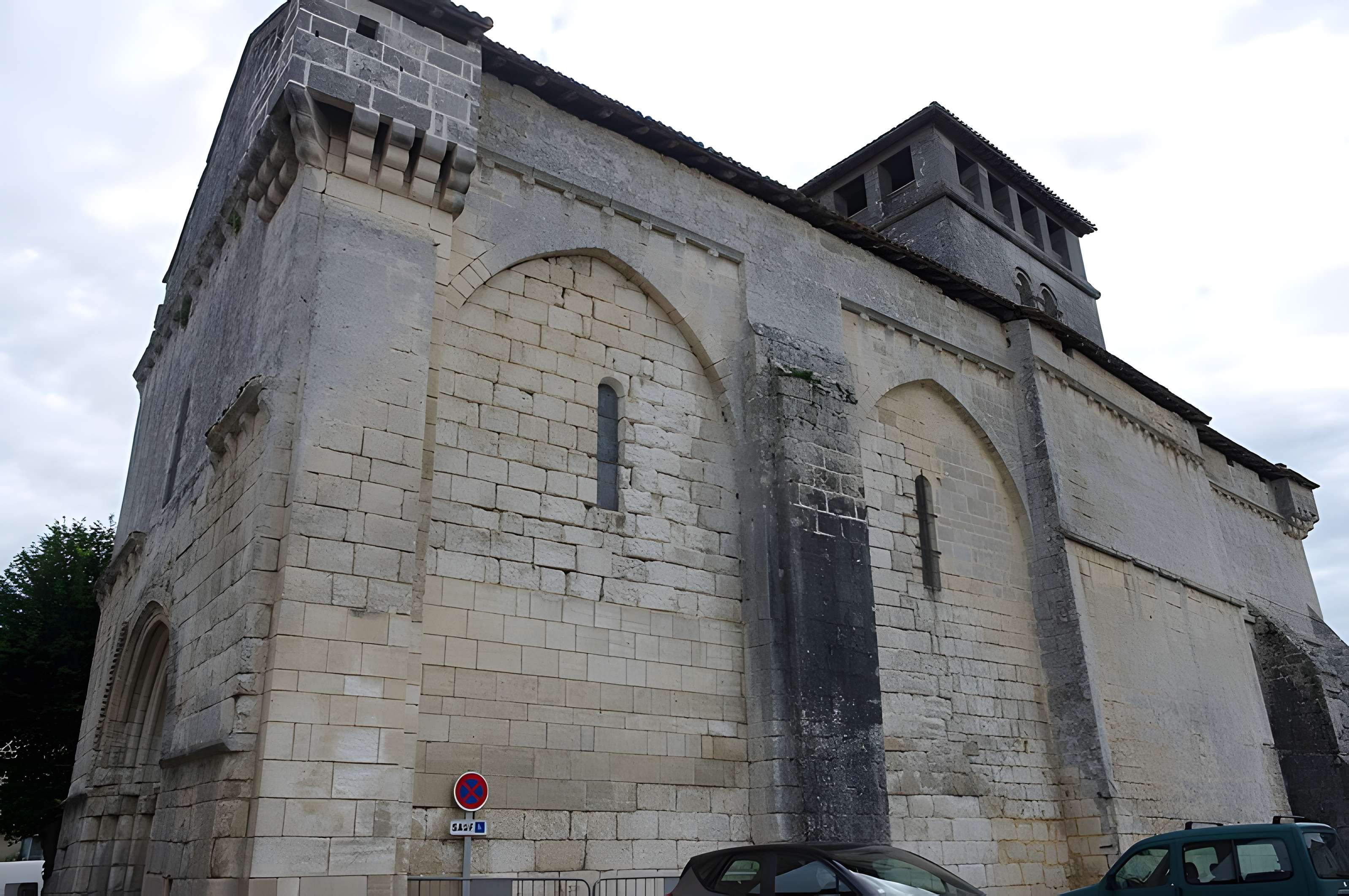 Église Saint-Pierre-ès-Liens de Vieux-Mareuil
