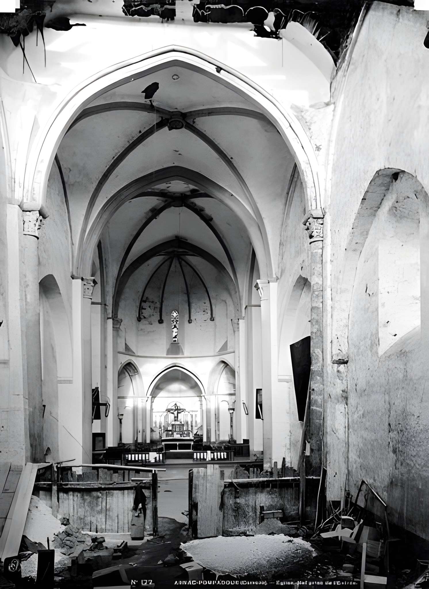 Église Saint-Pierre-et-Saint-Pardoux d'Arnac-Pompadour