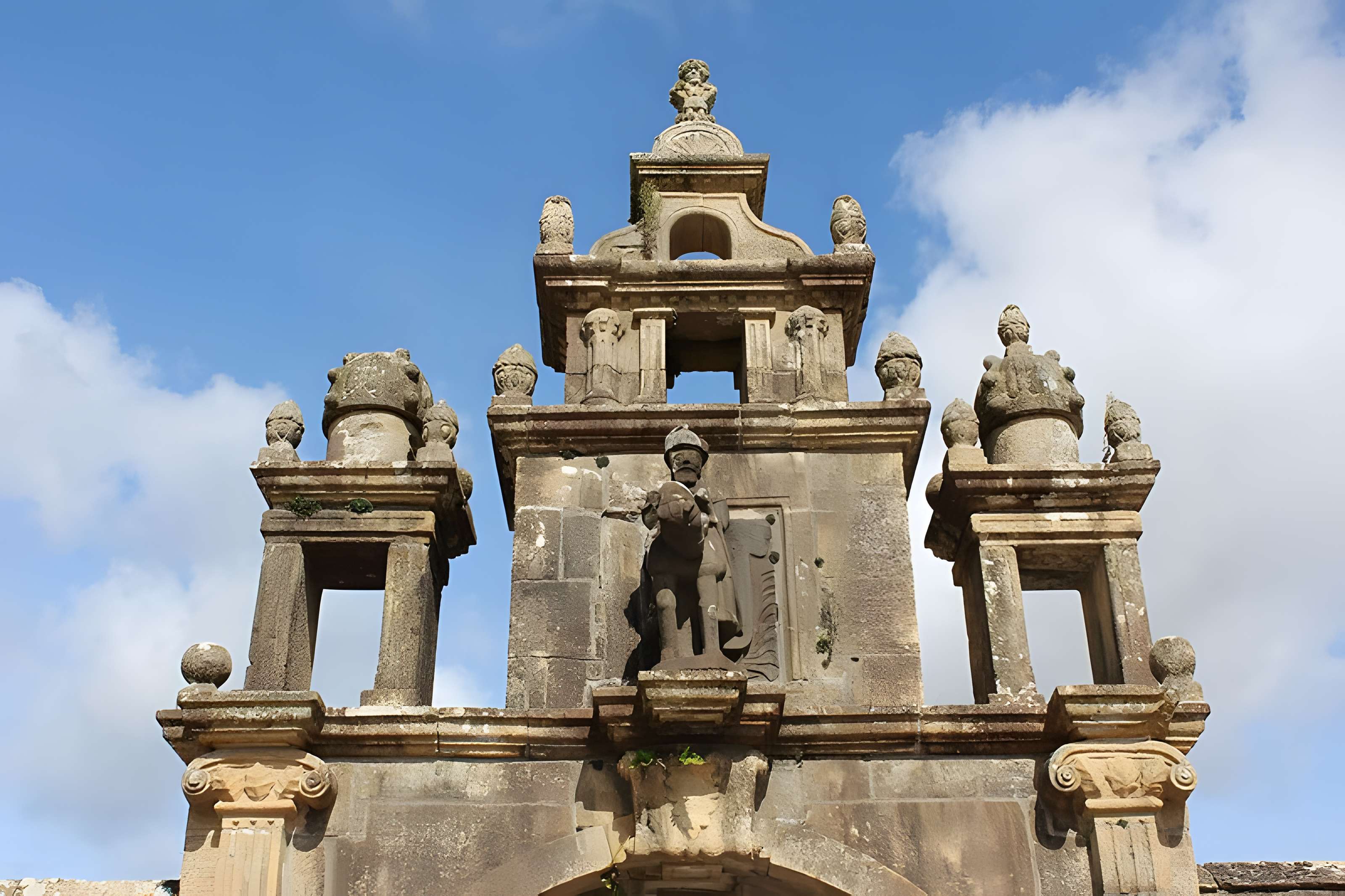 Église Saint-Pierre-et-Saint-Paul d'Argol