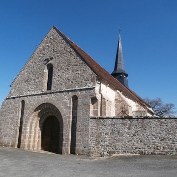 eglise saint pierre et saint paul de bazelat