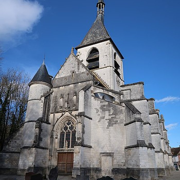 Photo de Église Saint-Pierre-et-Saint-Paul de Dampierre