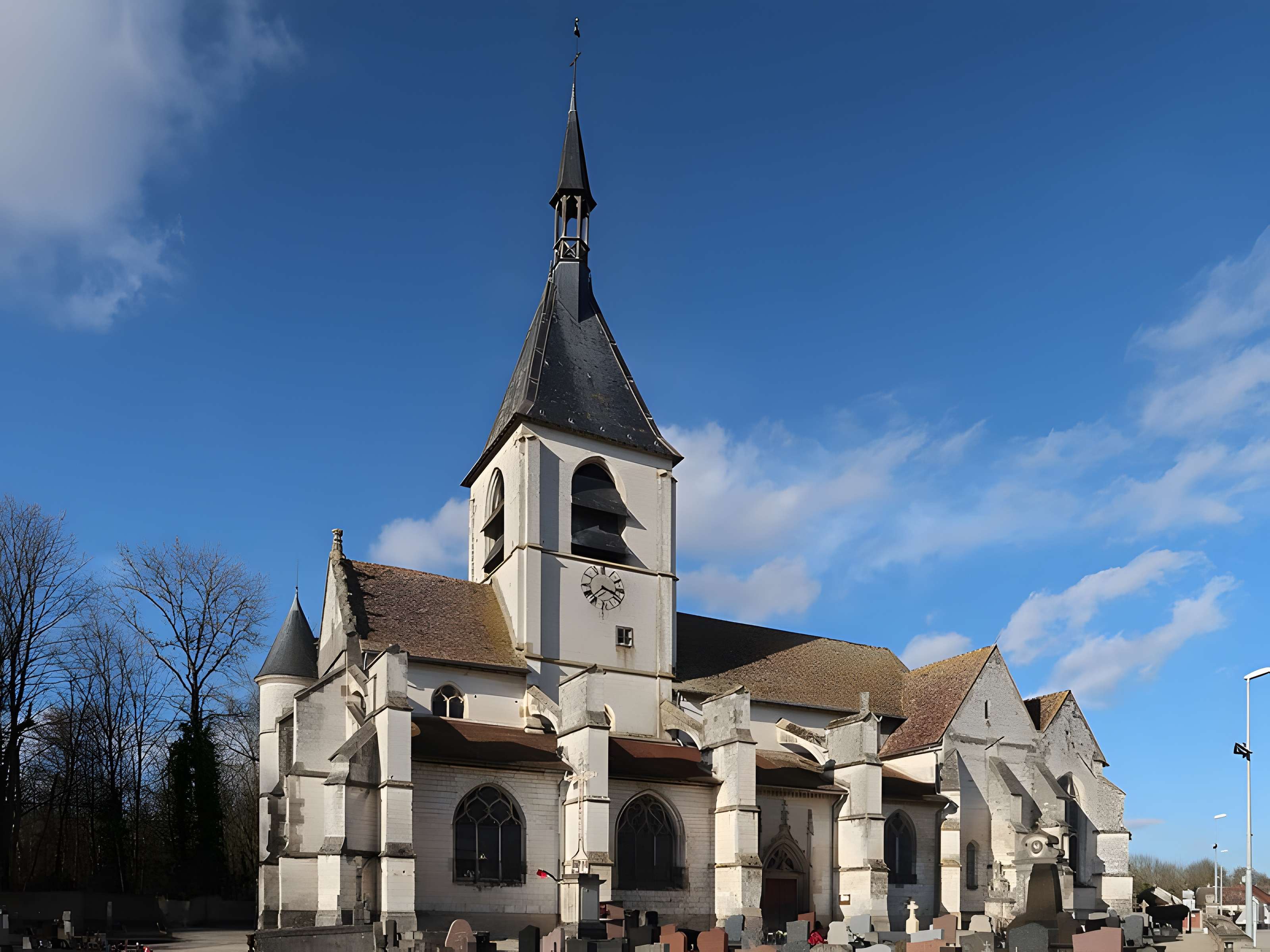 Église Saint-Pierre-et-Saint-Paul de Dampierre