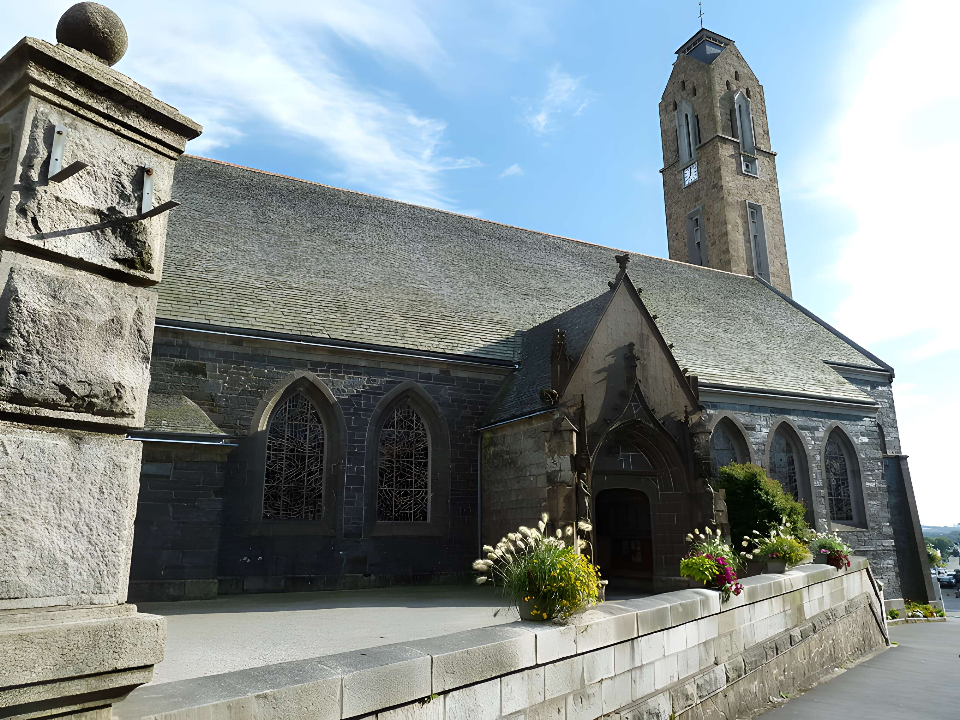 Église Saint-Pierre-et-Saint-Paul de Guipavas