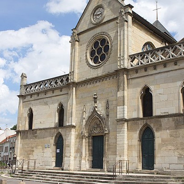 Photo de Église Saint-Pierre-et-Saint-Paul de Montreuil