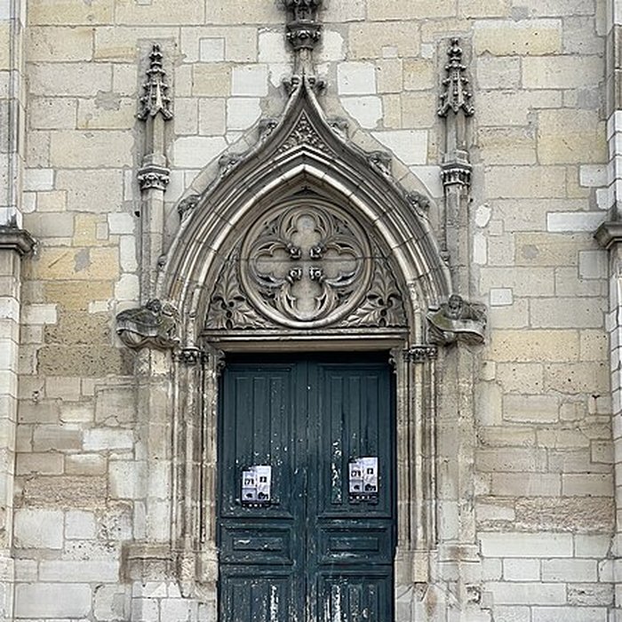 Photo de Église Saint-Pierre-et-Saint-Paul de Montreuil
