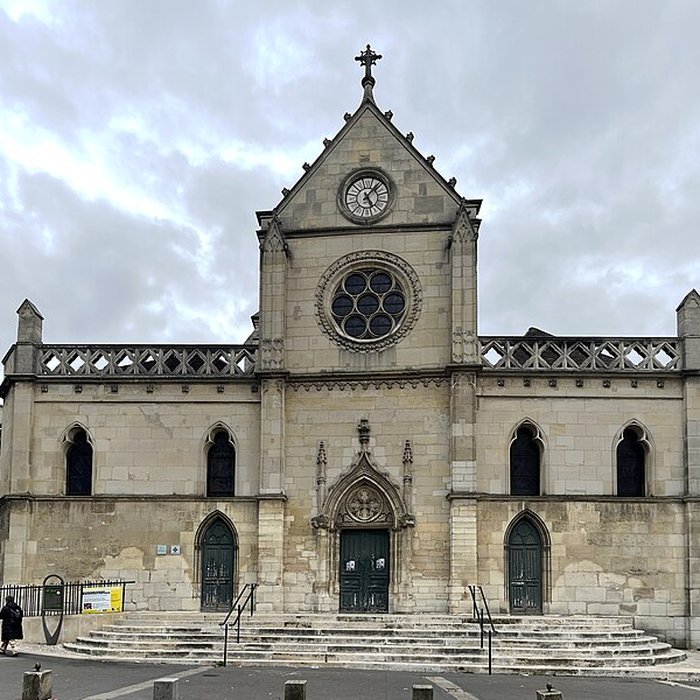 Photo de Église Saint-Pierre-et-Saint-Paul de Montreuil
