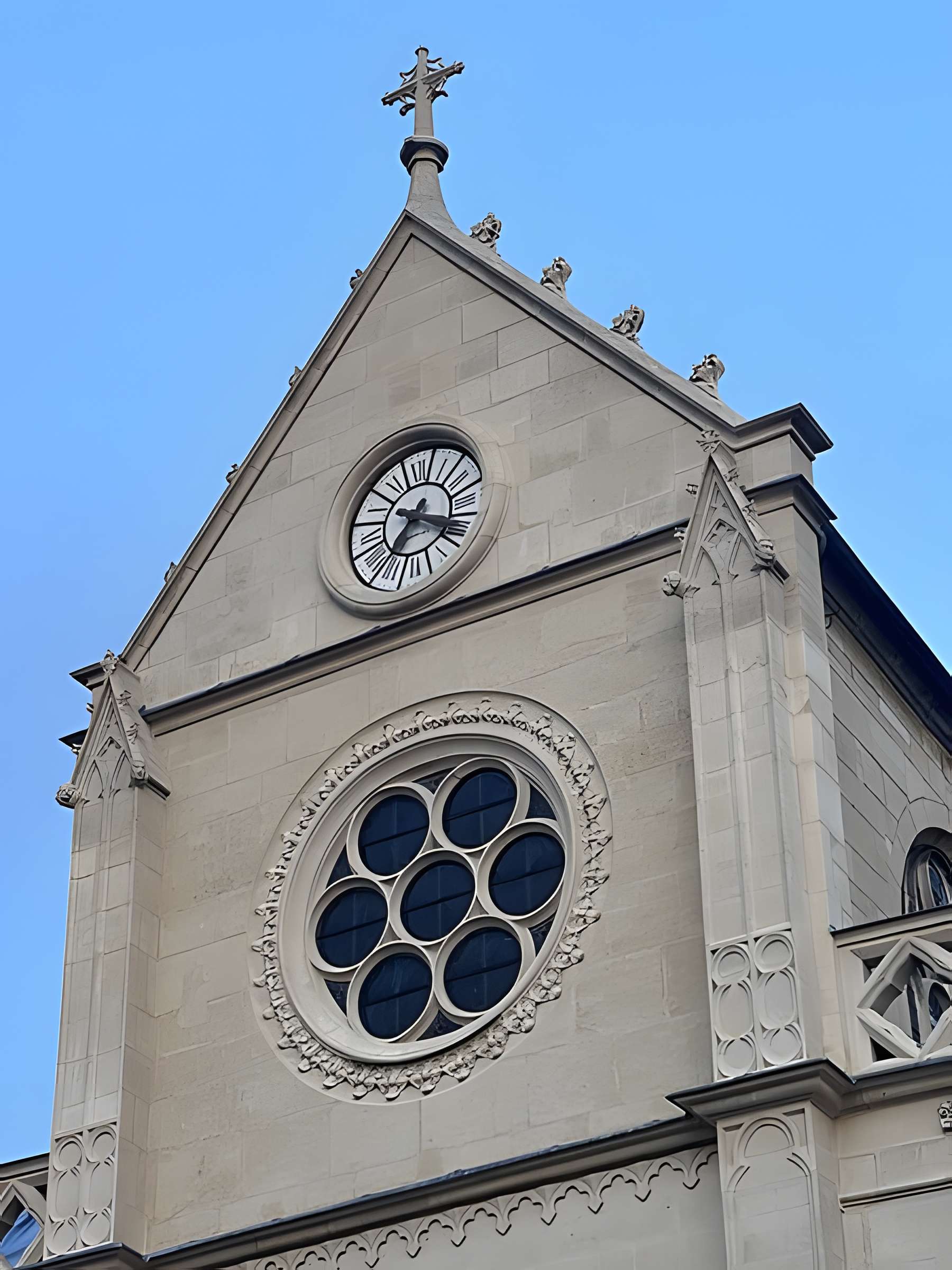 Église Saint-Pierre-et-Saint-Paul de Montreuil