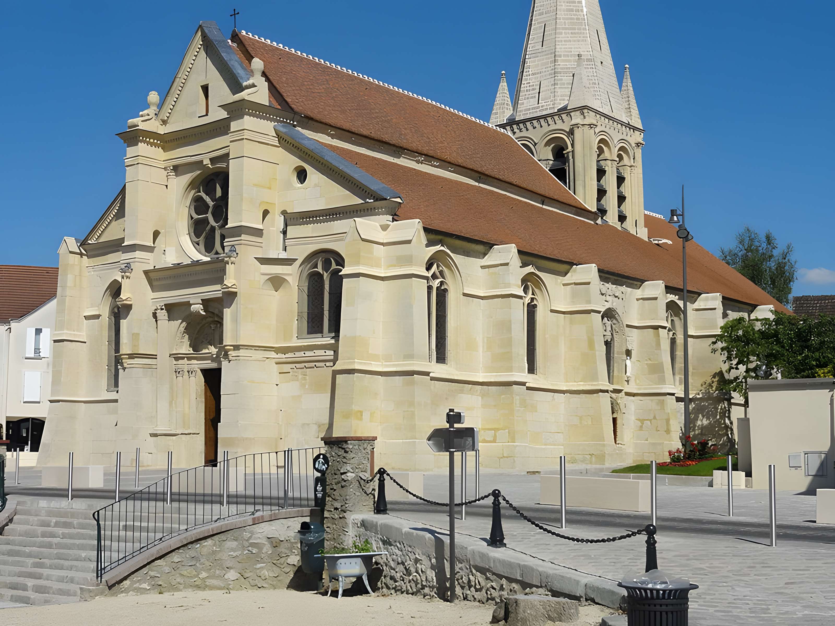 Église Saint-Pierre-et-Saint-Paul de Sarcelles