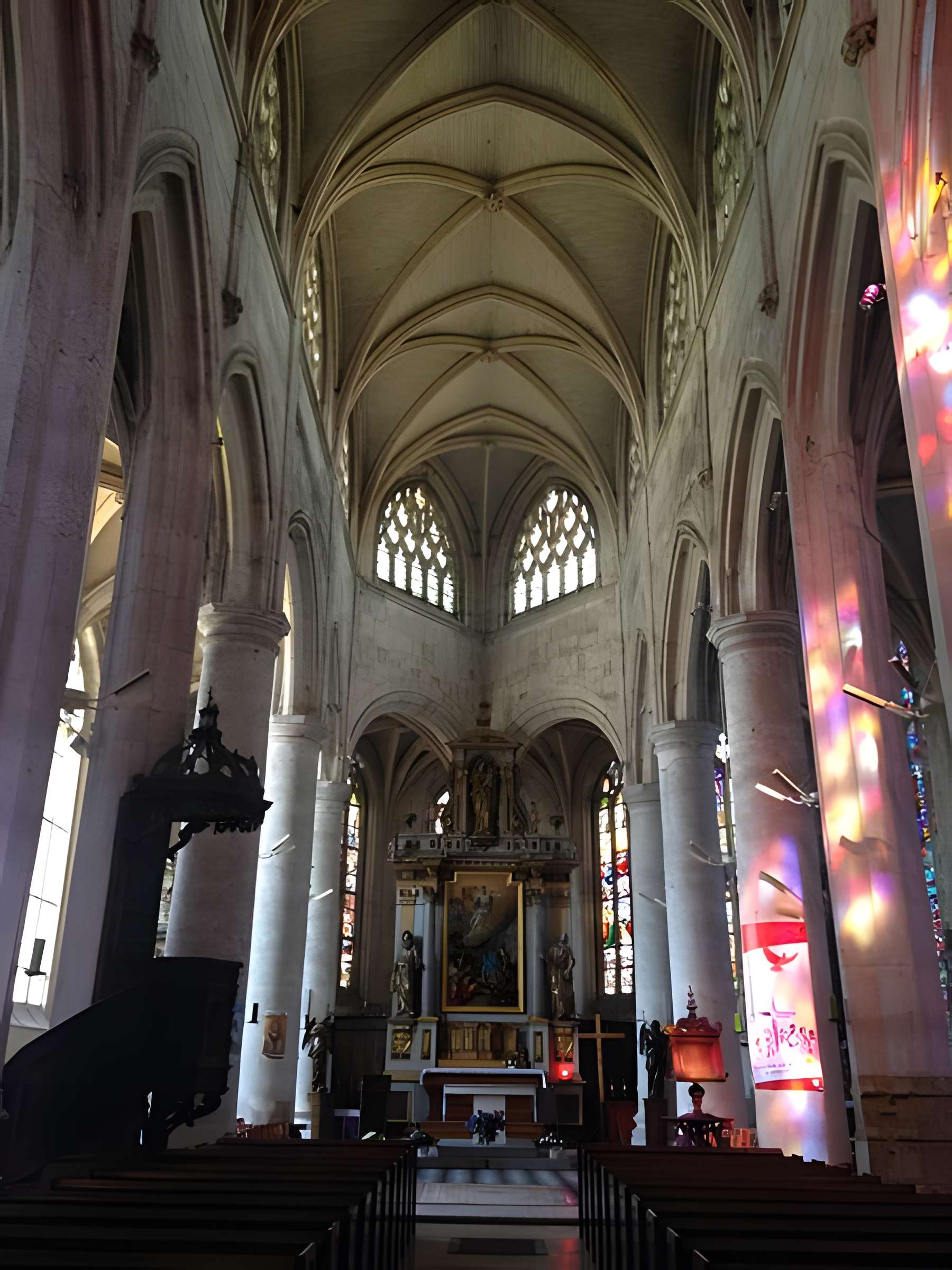 Église Saint-Pierre-et-Saint-Paul du Neubourg