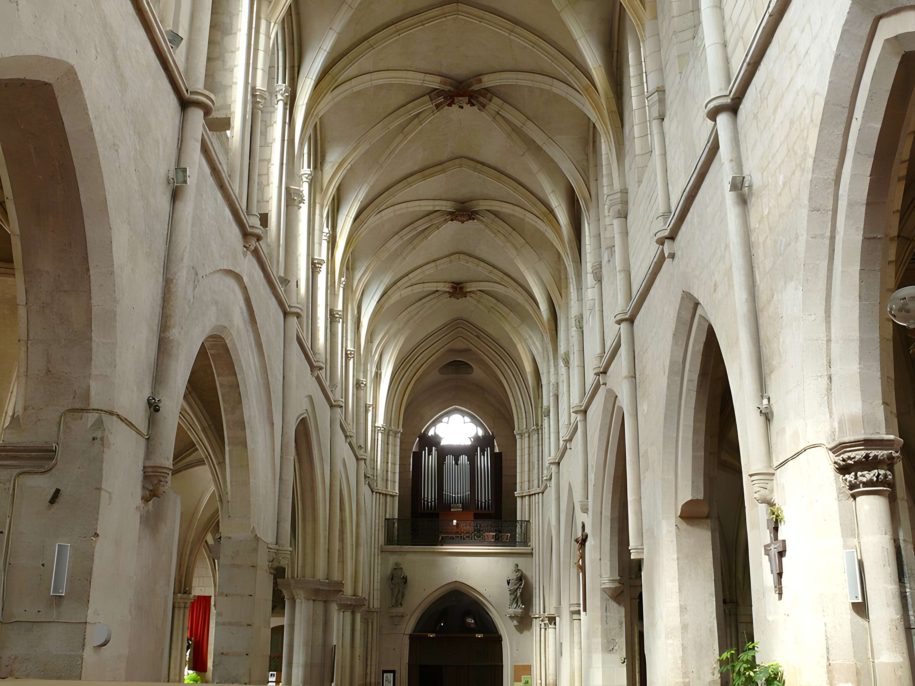 Église Saint-Pierre-le-Guillard de Bourges