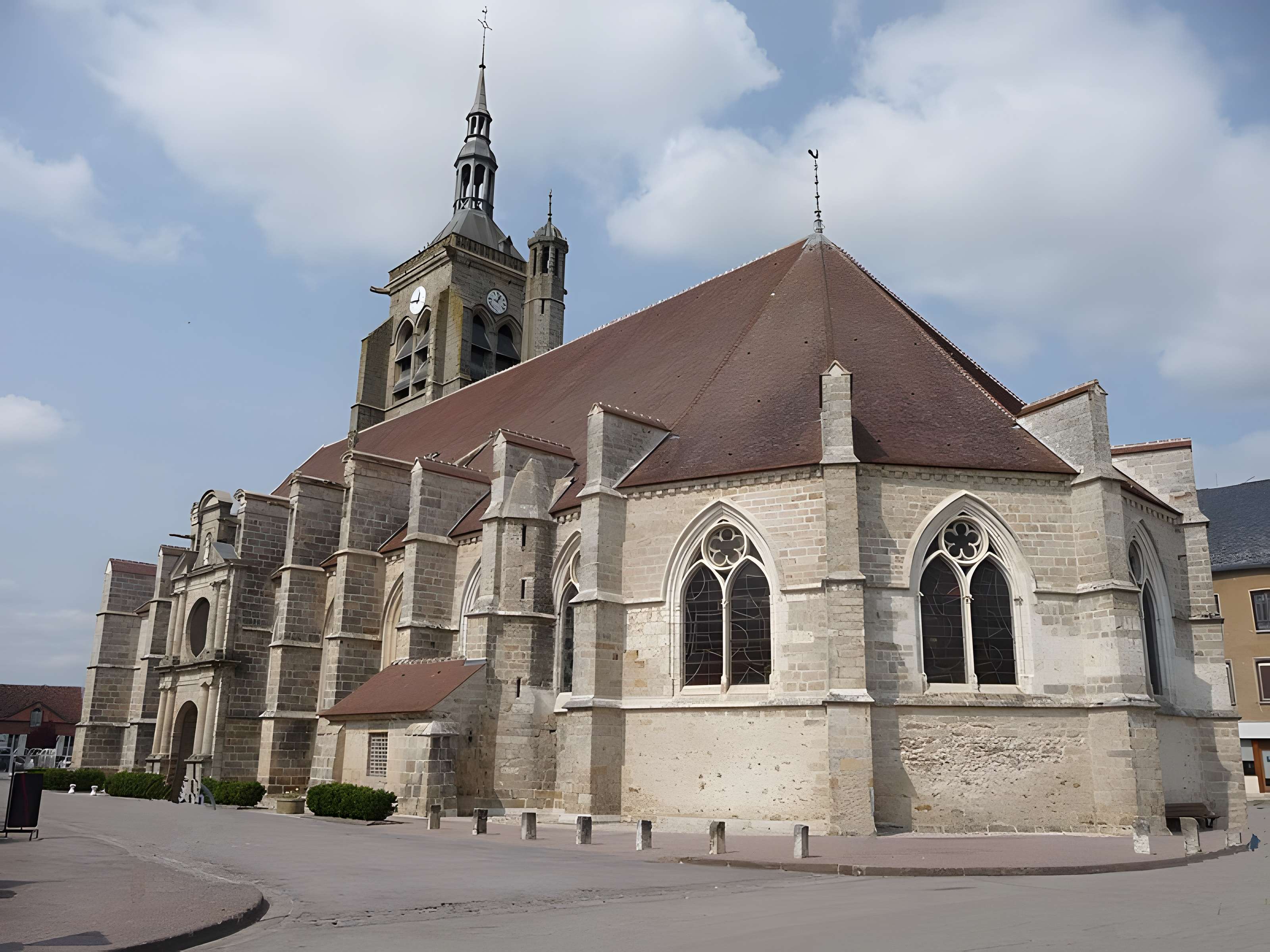 Église Saint-Pierre-Saint-Paul de Villenauxe-la-Grande