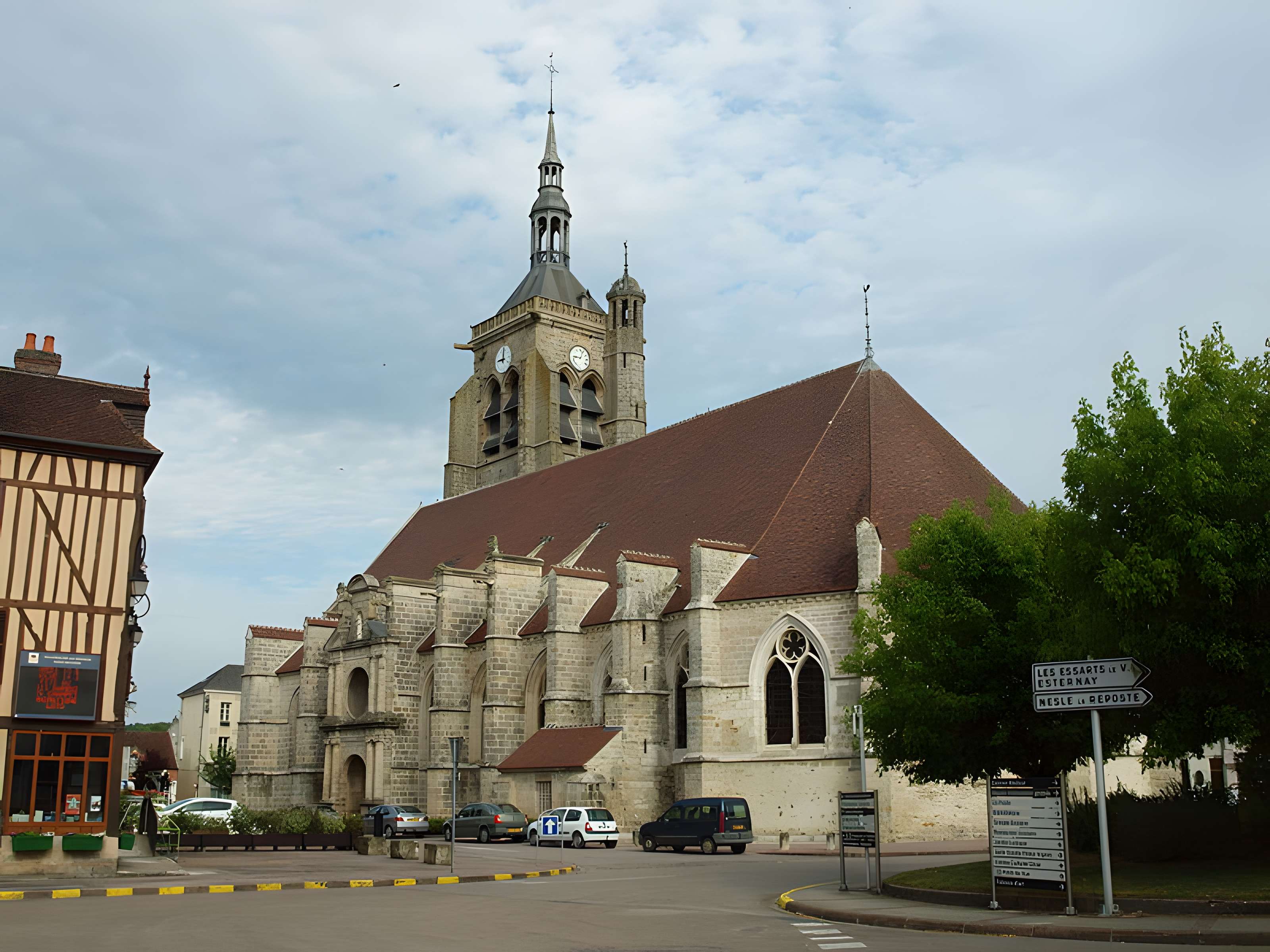Église Saint-Pierre-Saint-Paul de Villenauxe-la-Grande