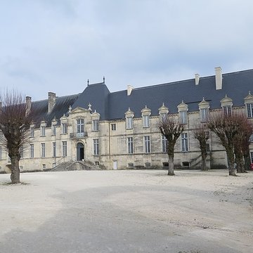 Abbaye Royale de Saint-Jean-dAngély