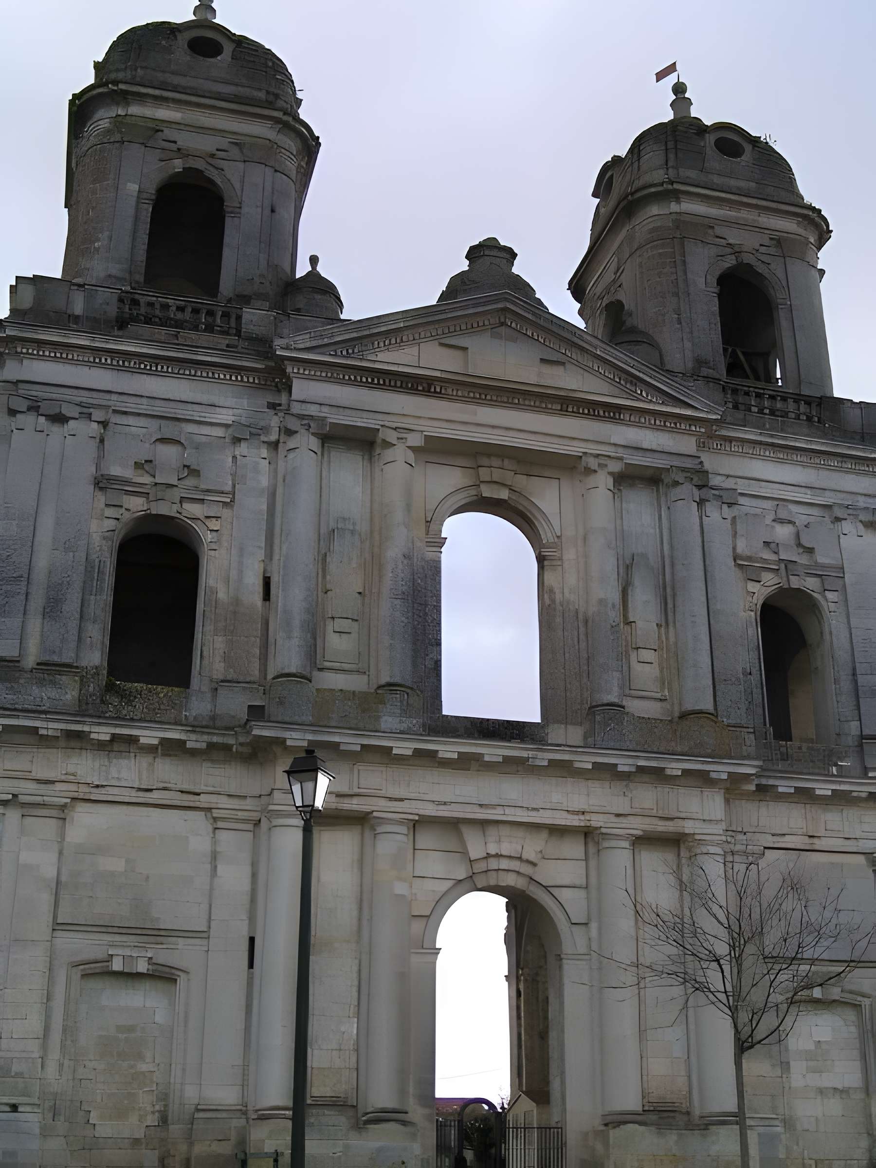 Abbaye Royale de Saint-Jean-d'Angély