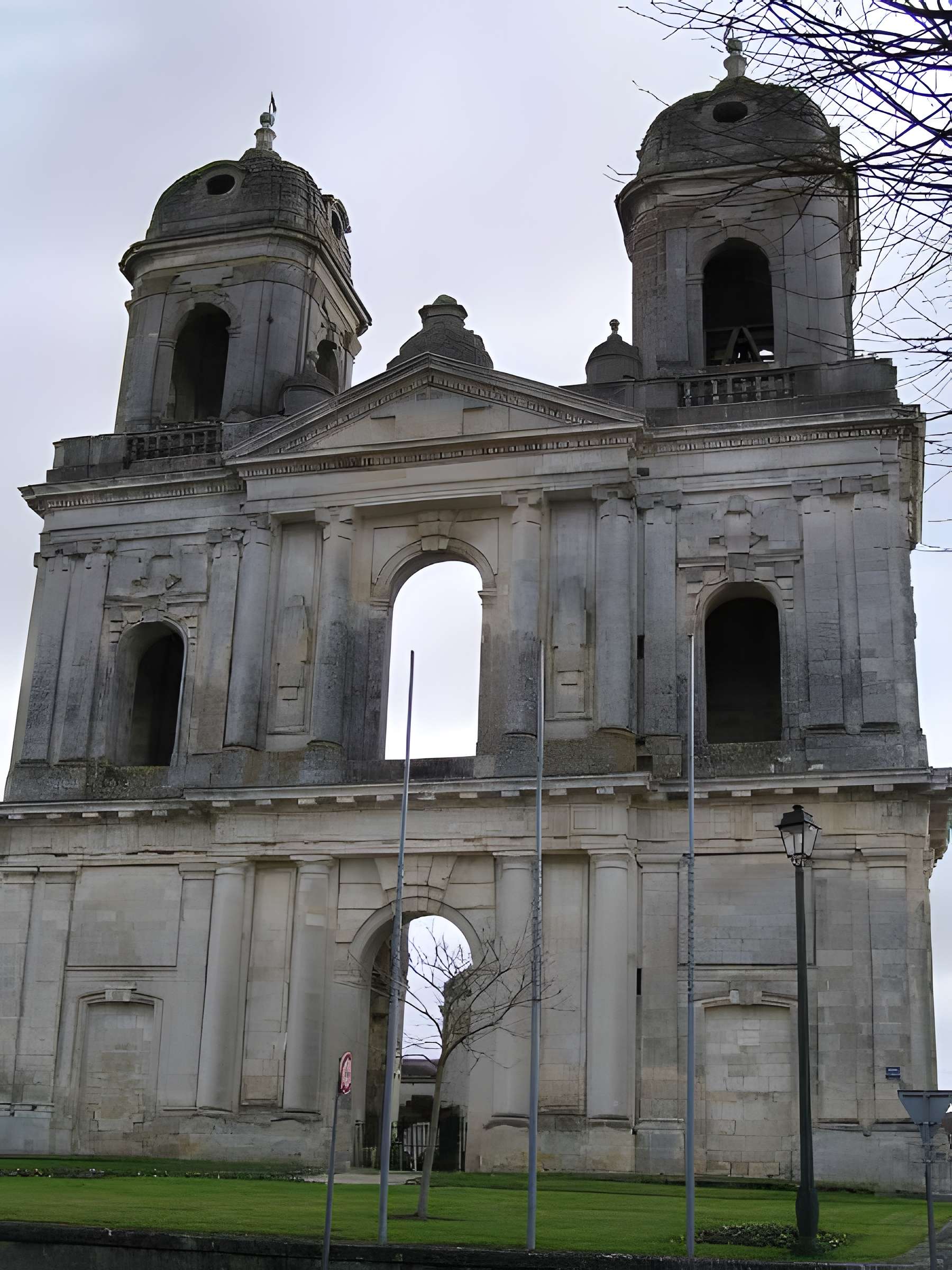 Abbaye Royale de Saint-Jean-d'Angély