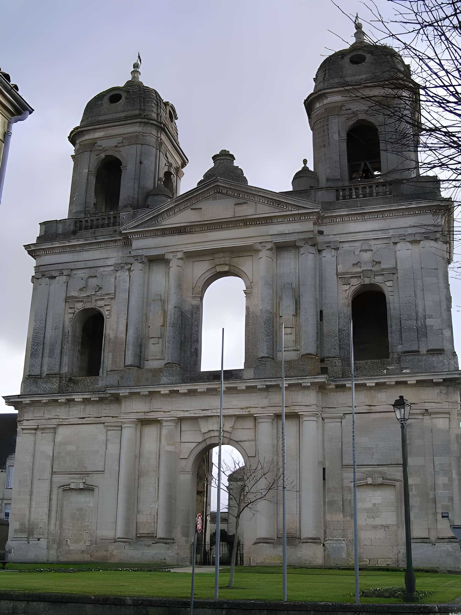 Abbaye Royale de Saint-Jean-d'Angély