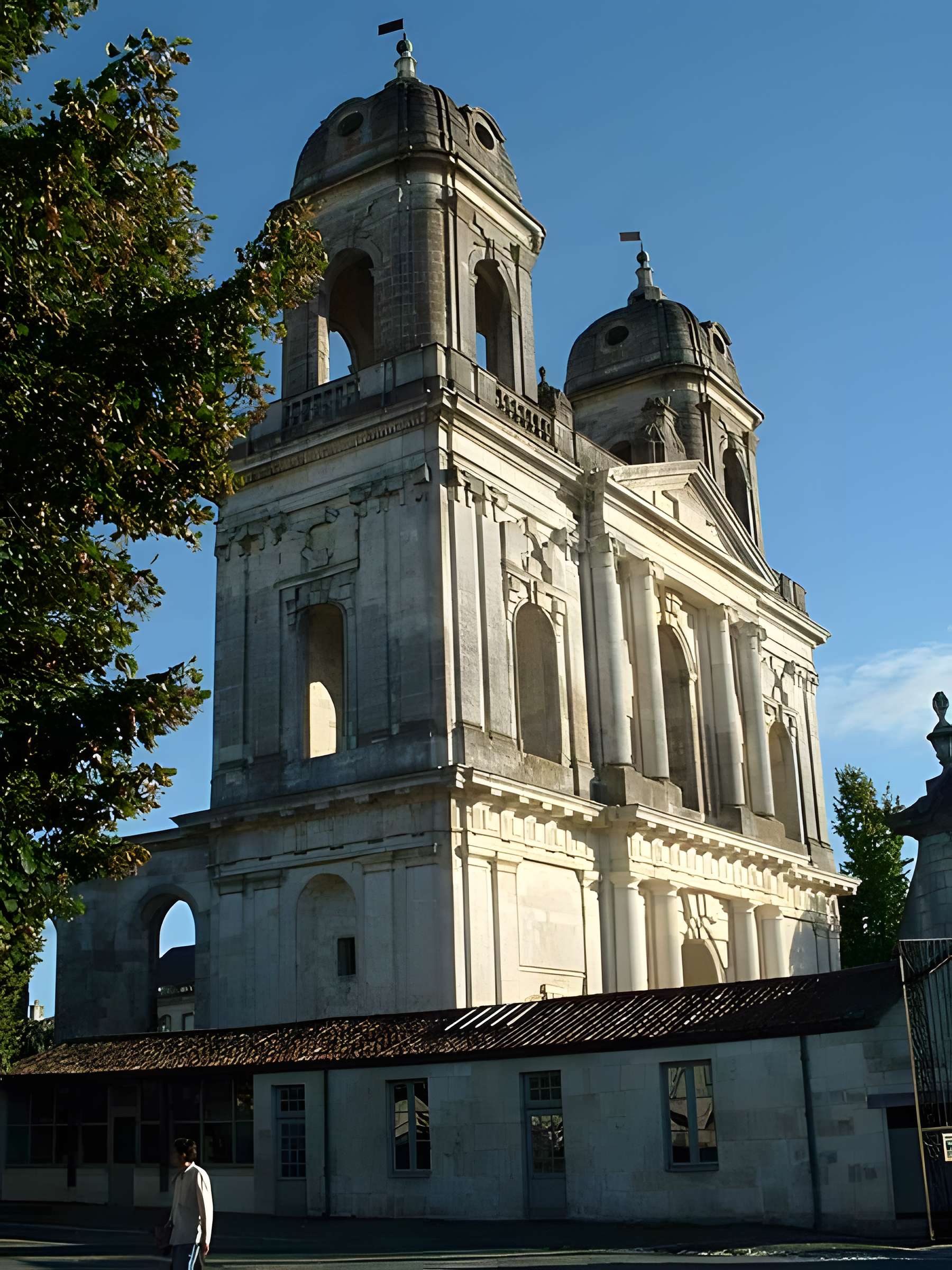 Abbaye Royale de Saint-Jean-d'Angély