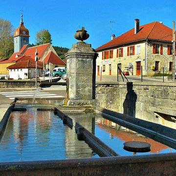 Église Saint-Point de Saint-Point-Lac