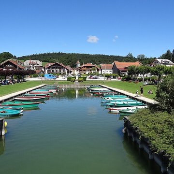 Église Saint-Point de Saint-Point-Lac