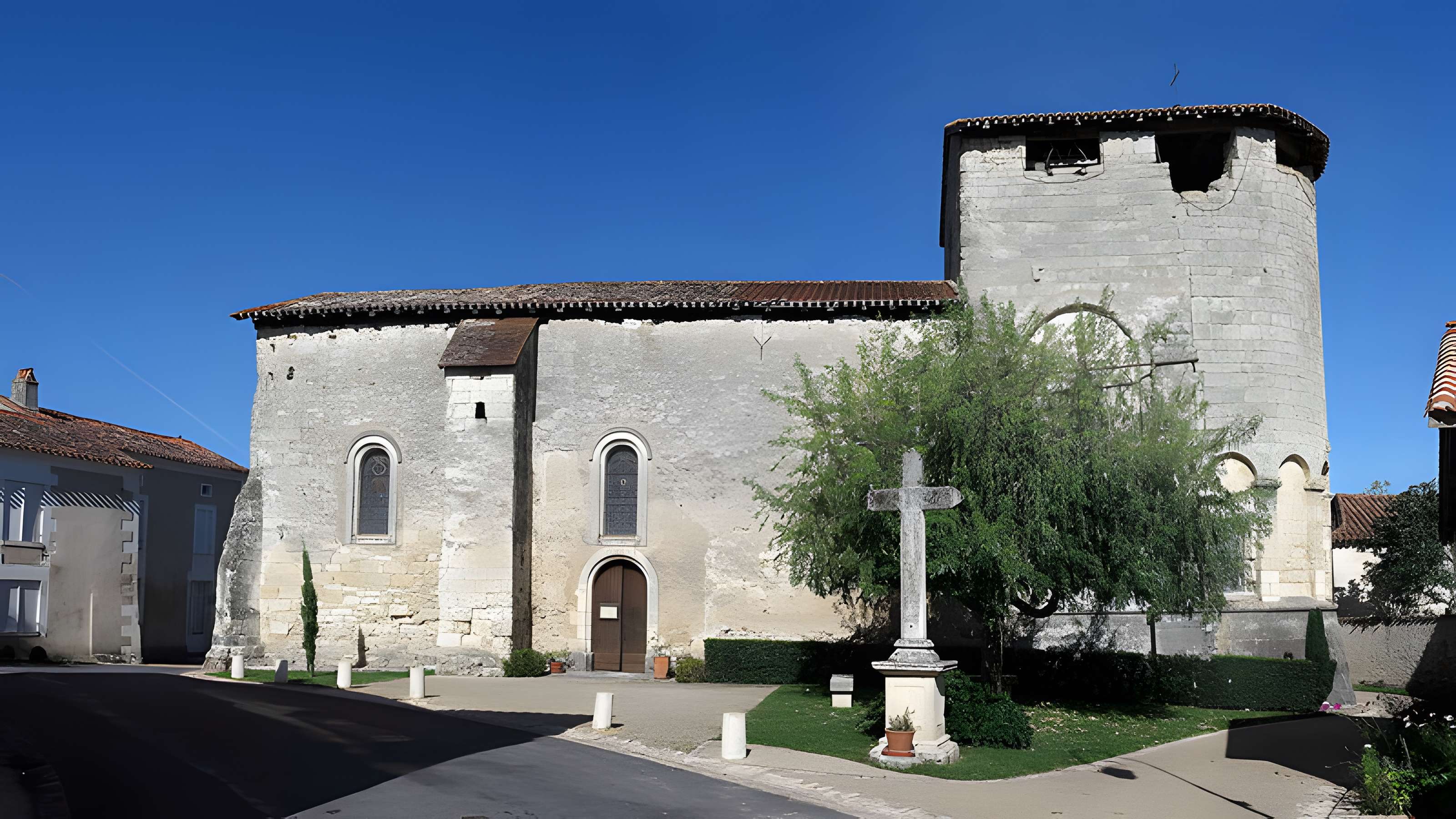 Église Saint-Privat de Saint-Privat-des-Prés