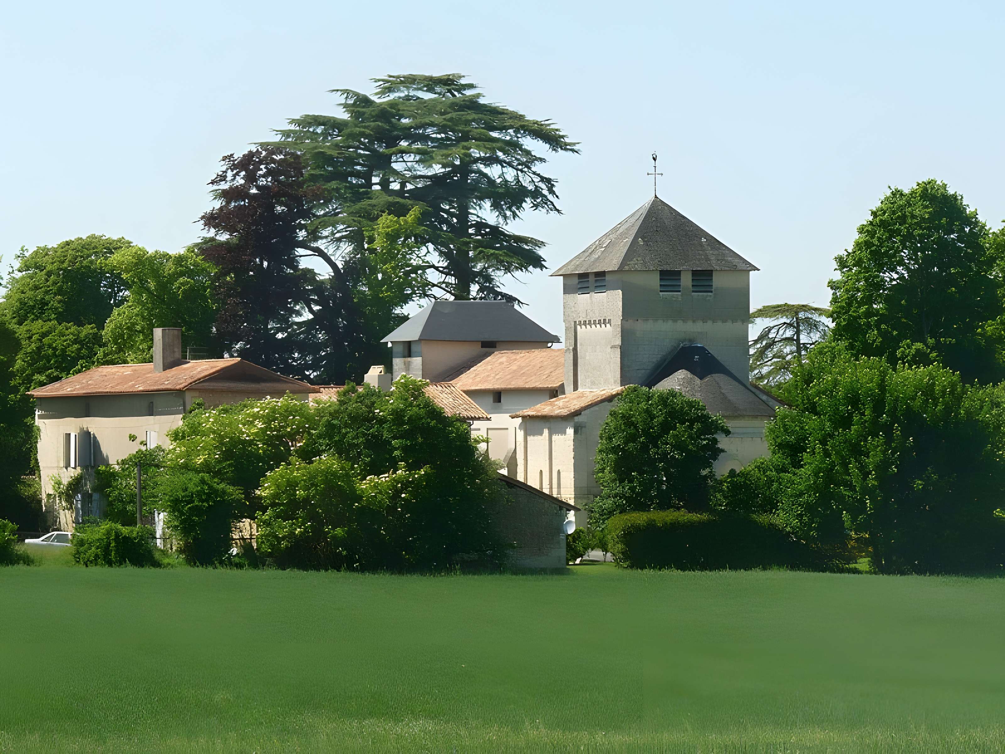 Église Saint-Privat de Saint-Privat-des-Prés