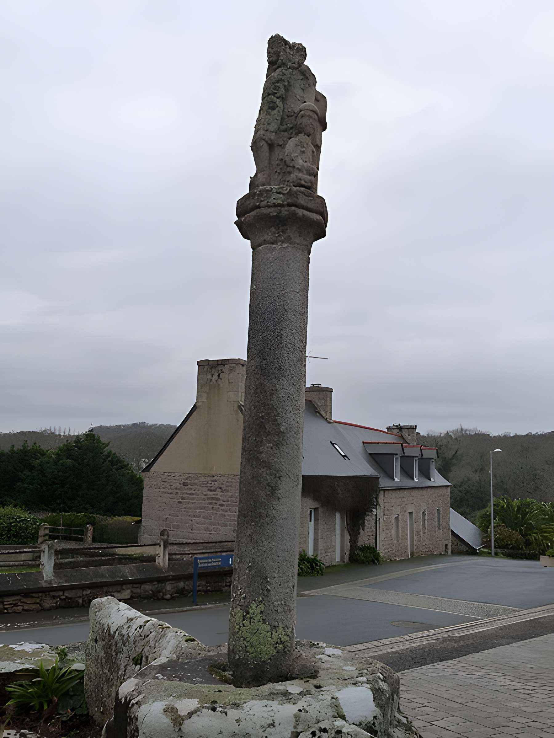 Église Saint-Quémeau de Locquémeau