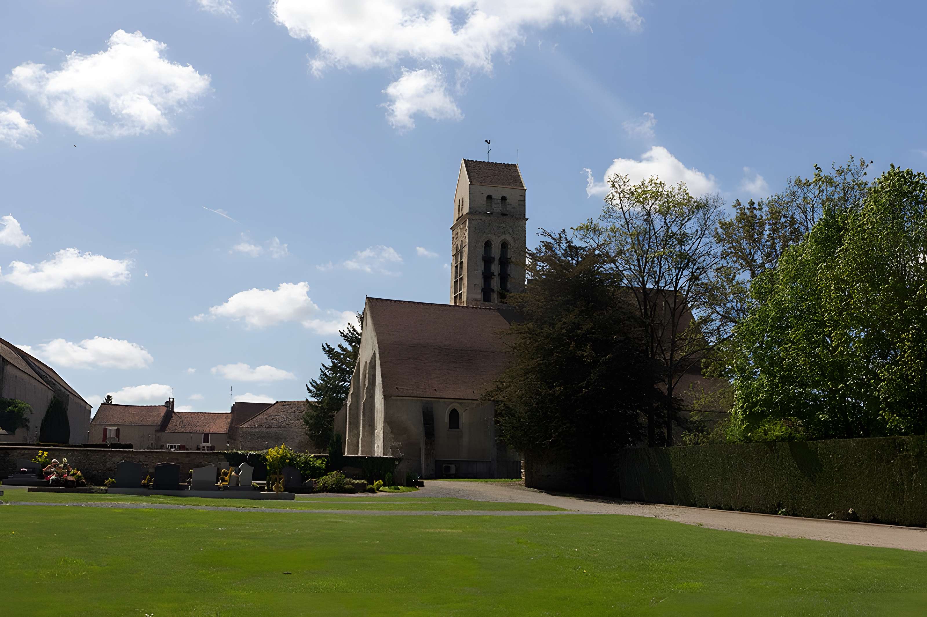 Église Saint-Remi de Fontenay-le-Vicomte