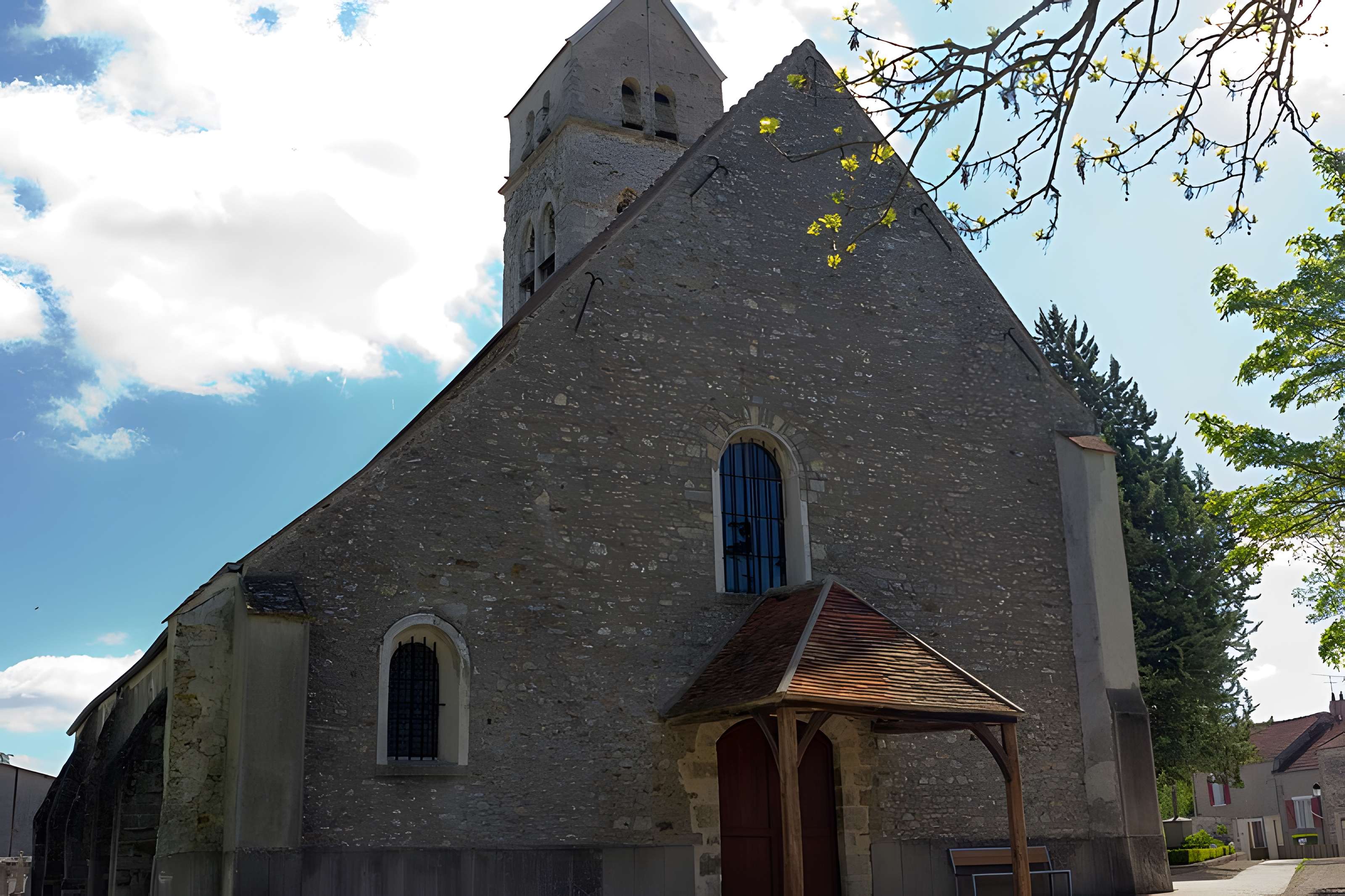 Église Saint-Remi de Fontenay-le-Vicomte