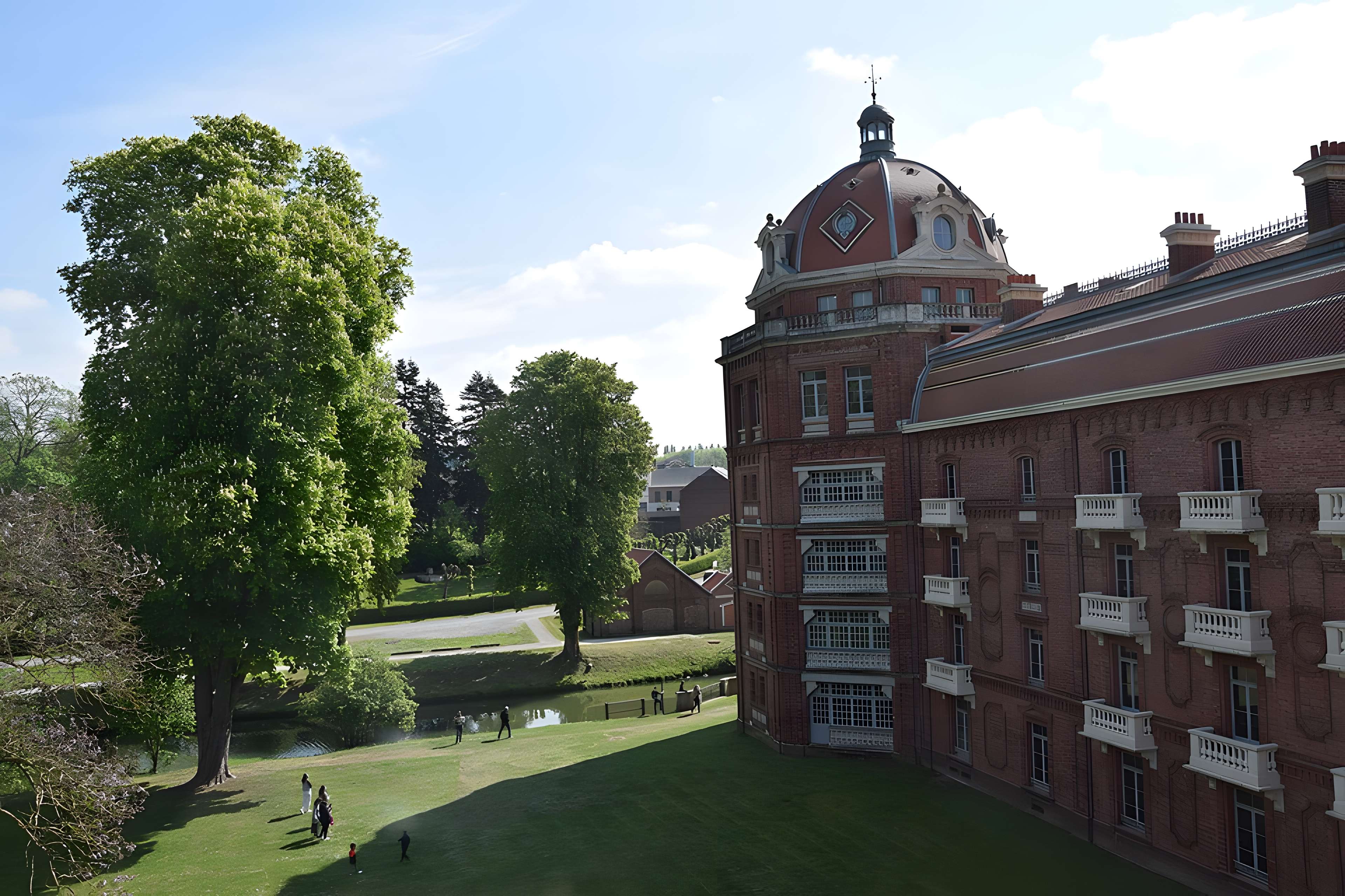 Familistère Godin de Guise