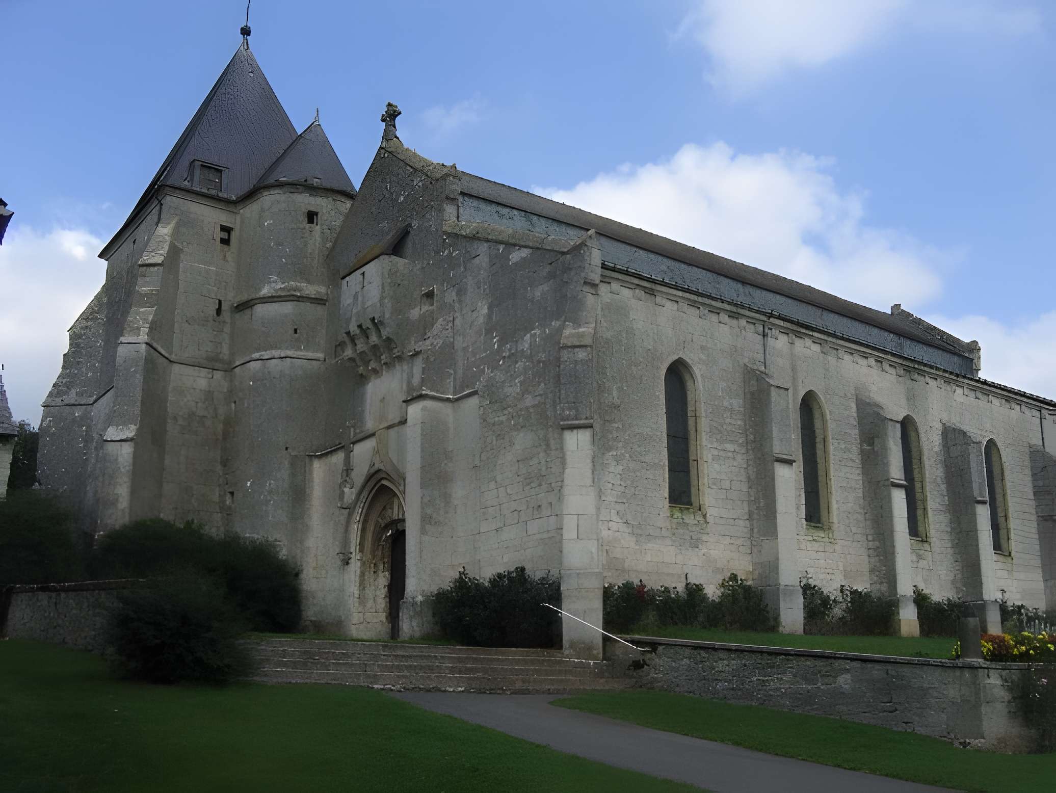 Église Saint-Remy d'Aouste 