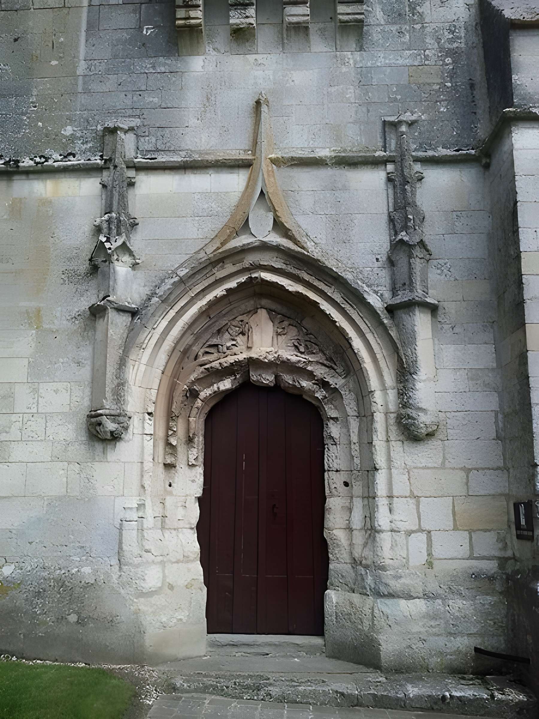 Église Saint-Remy d'Aouste