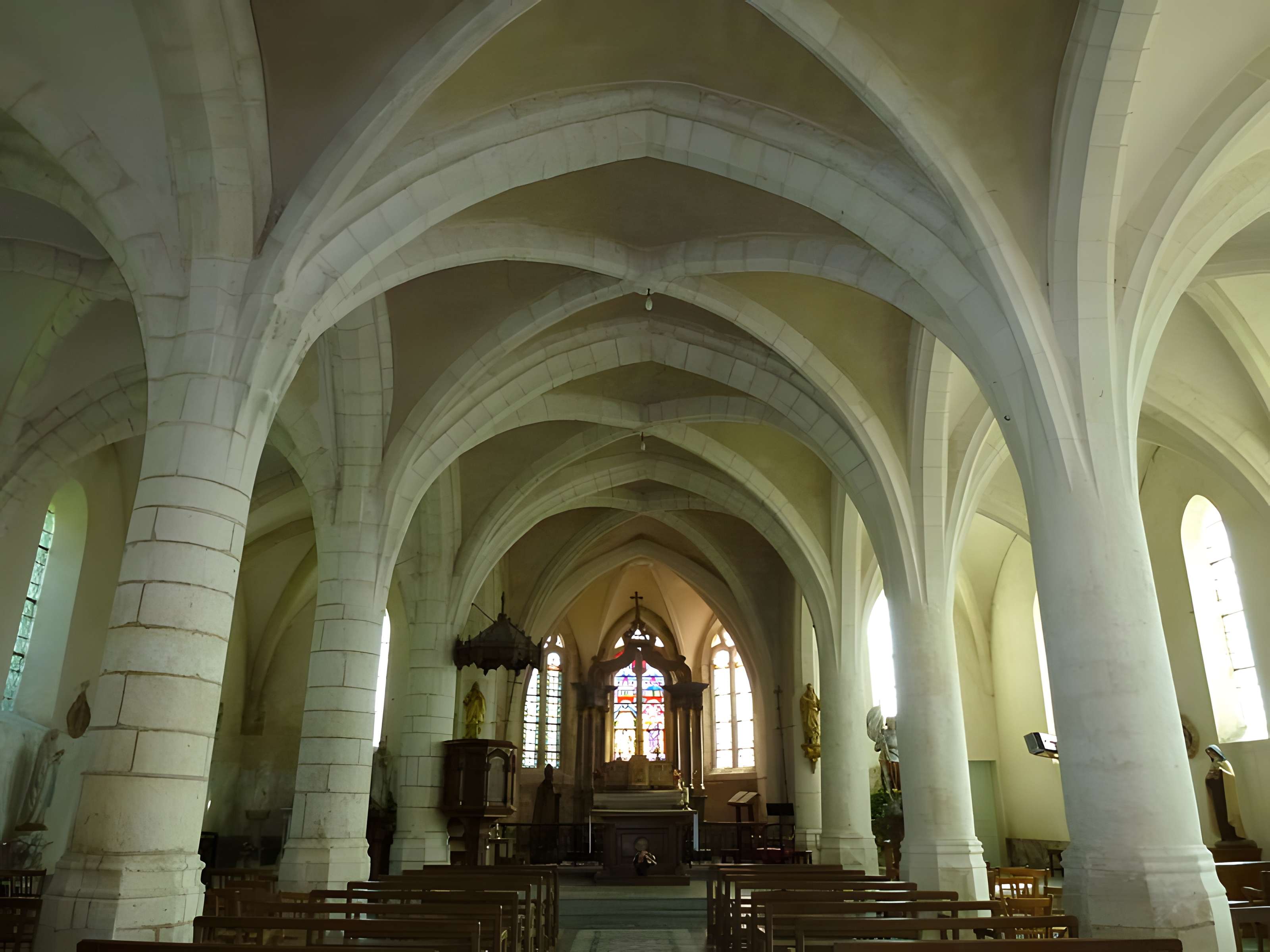 Église Saint-Remy d'Aouste