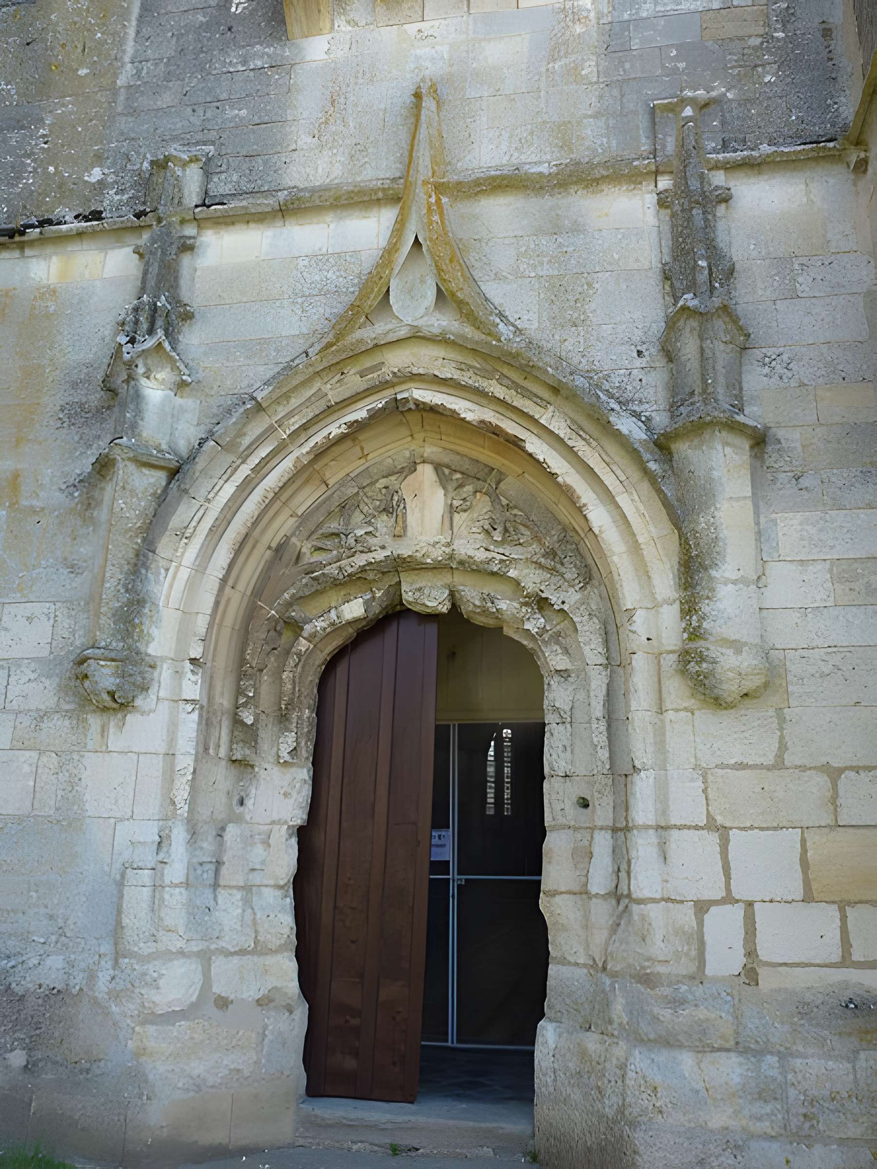 Église Saint-Remy d'Aouste