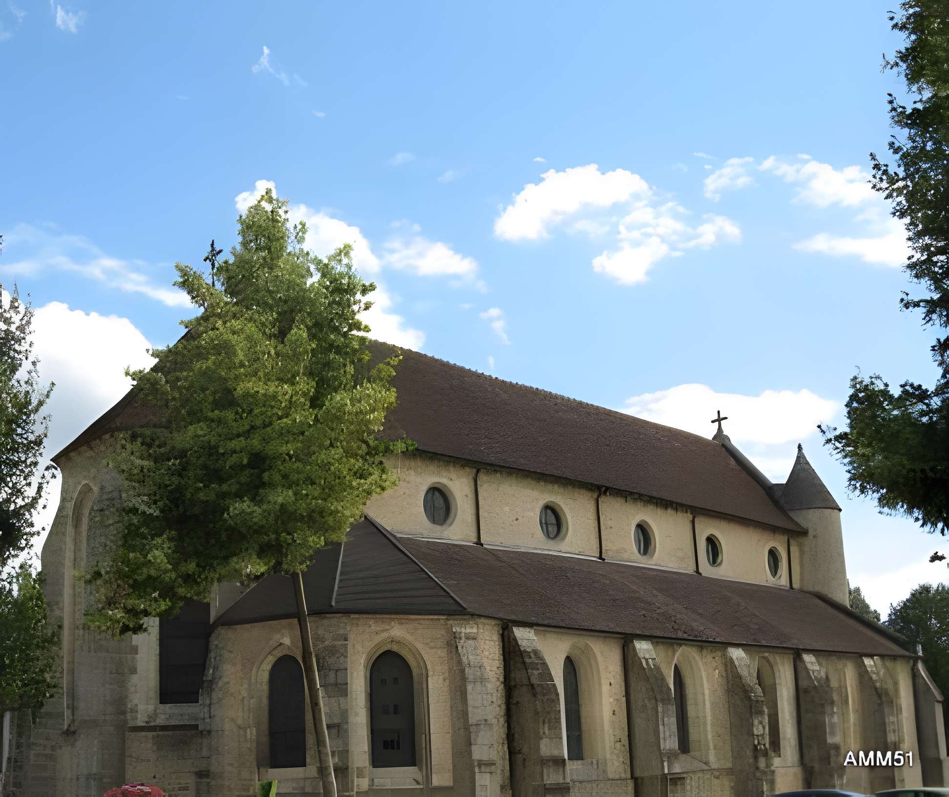 Église Saint-Rémy de Ferrières-en-Brie