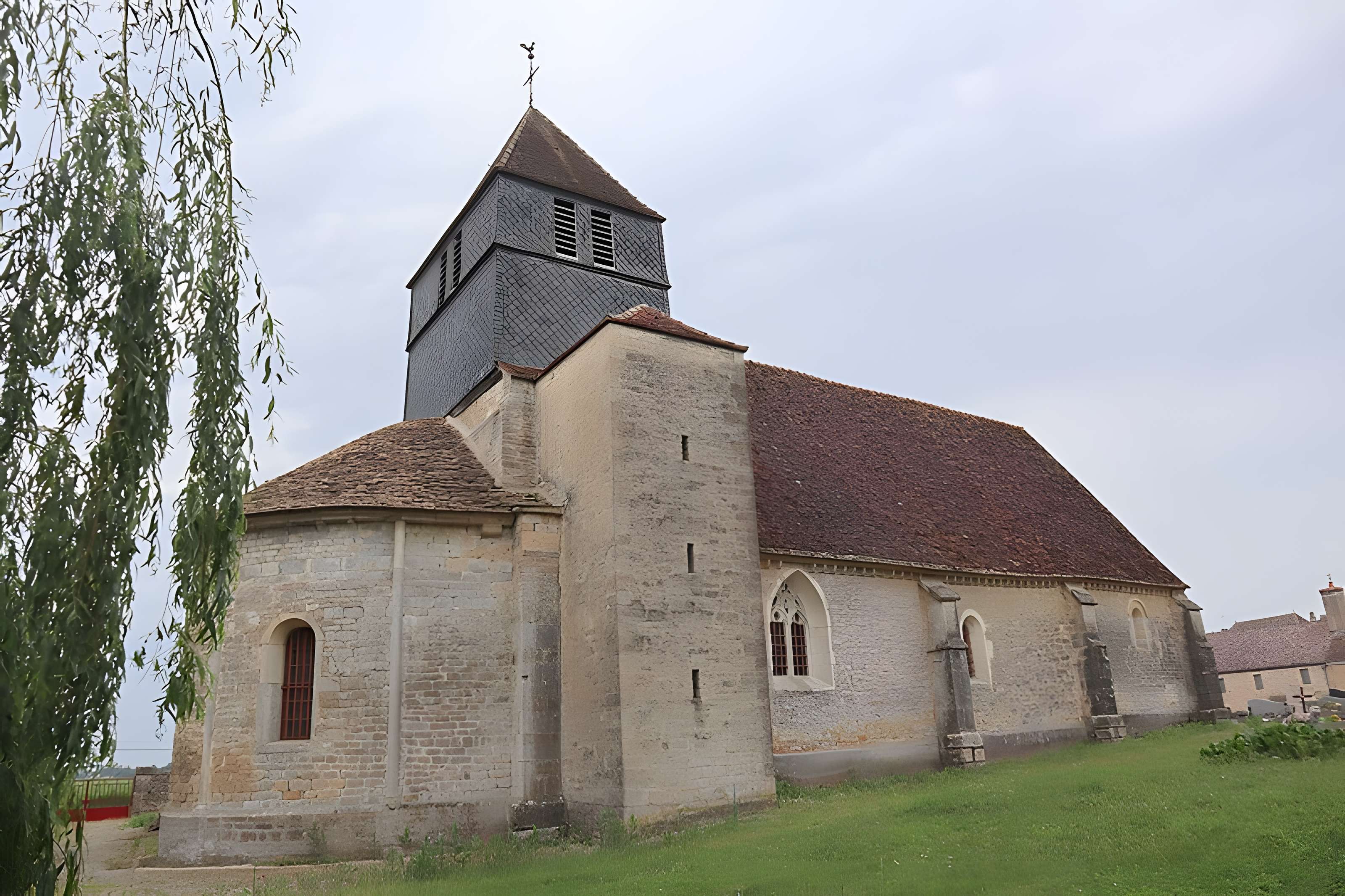 Église Saint-Révérien-et-Saint-Blaise de Villy-le-Moutier